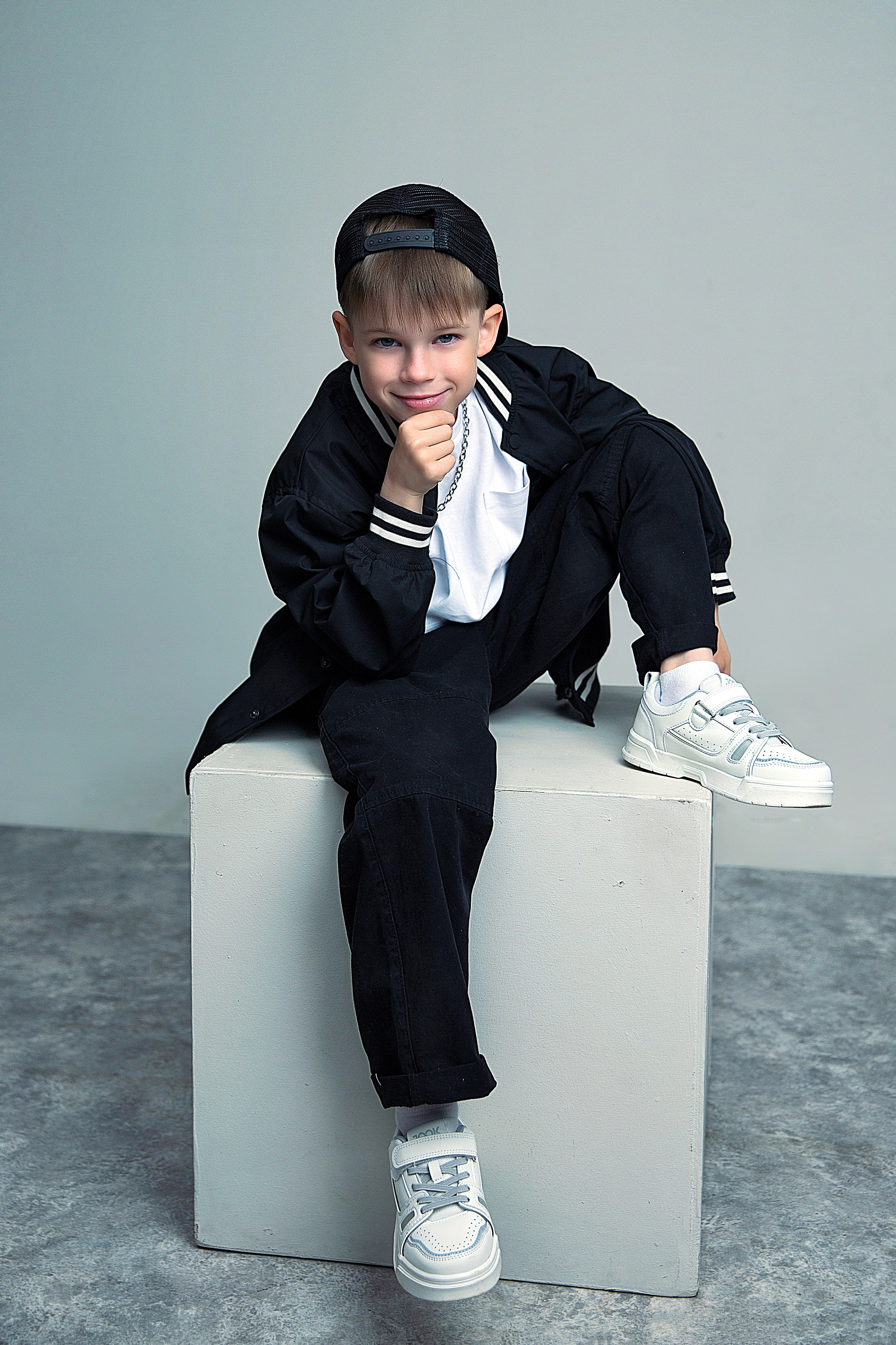 «ПАЦАНЫ». Детский школьный фотограф в Кемерово Зиновьева Екатерина