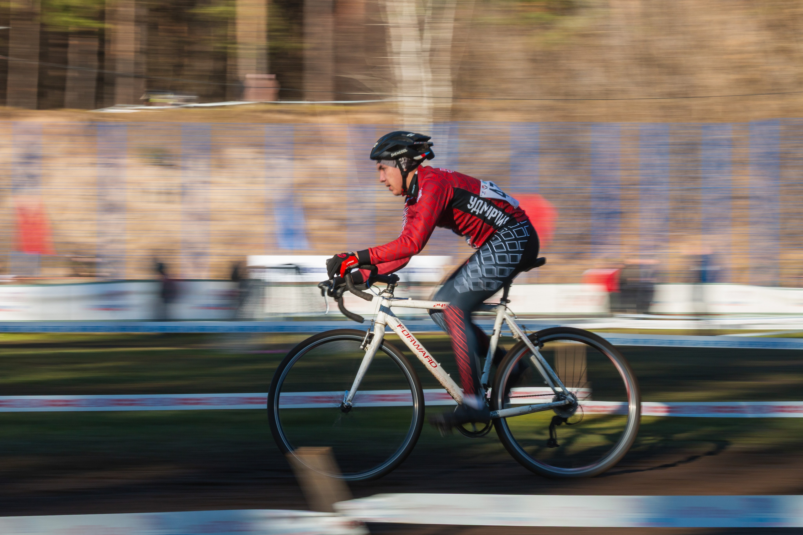 55-й Всероссийский велокросс на призы АО «ИРЗ». Олег Романов. Мастер фото по спорту