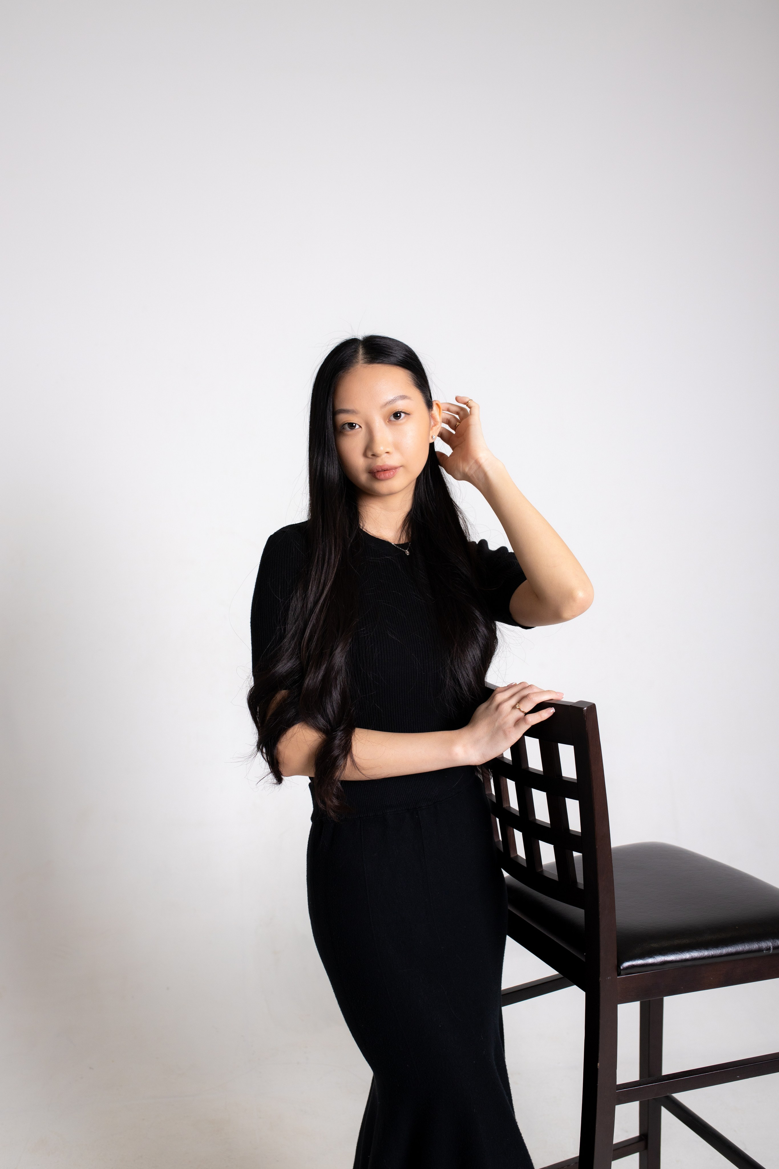 Семейная фотосессия на циклораме с импульсным светом. Фотограф в Железнодорожном и Балашихе