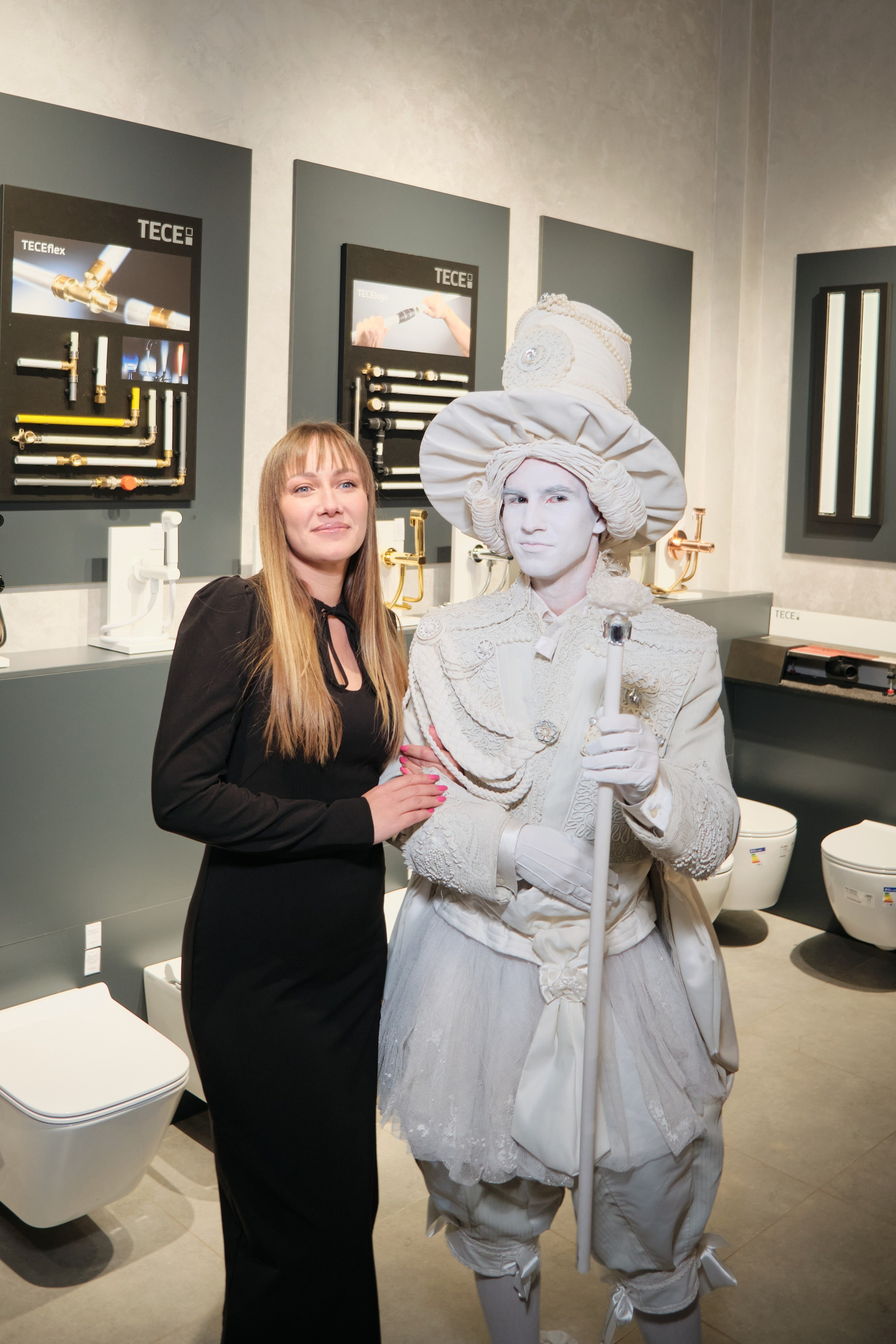 Открытие салона 100 градусов. Антон Ив