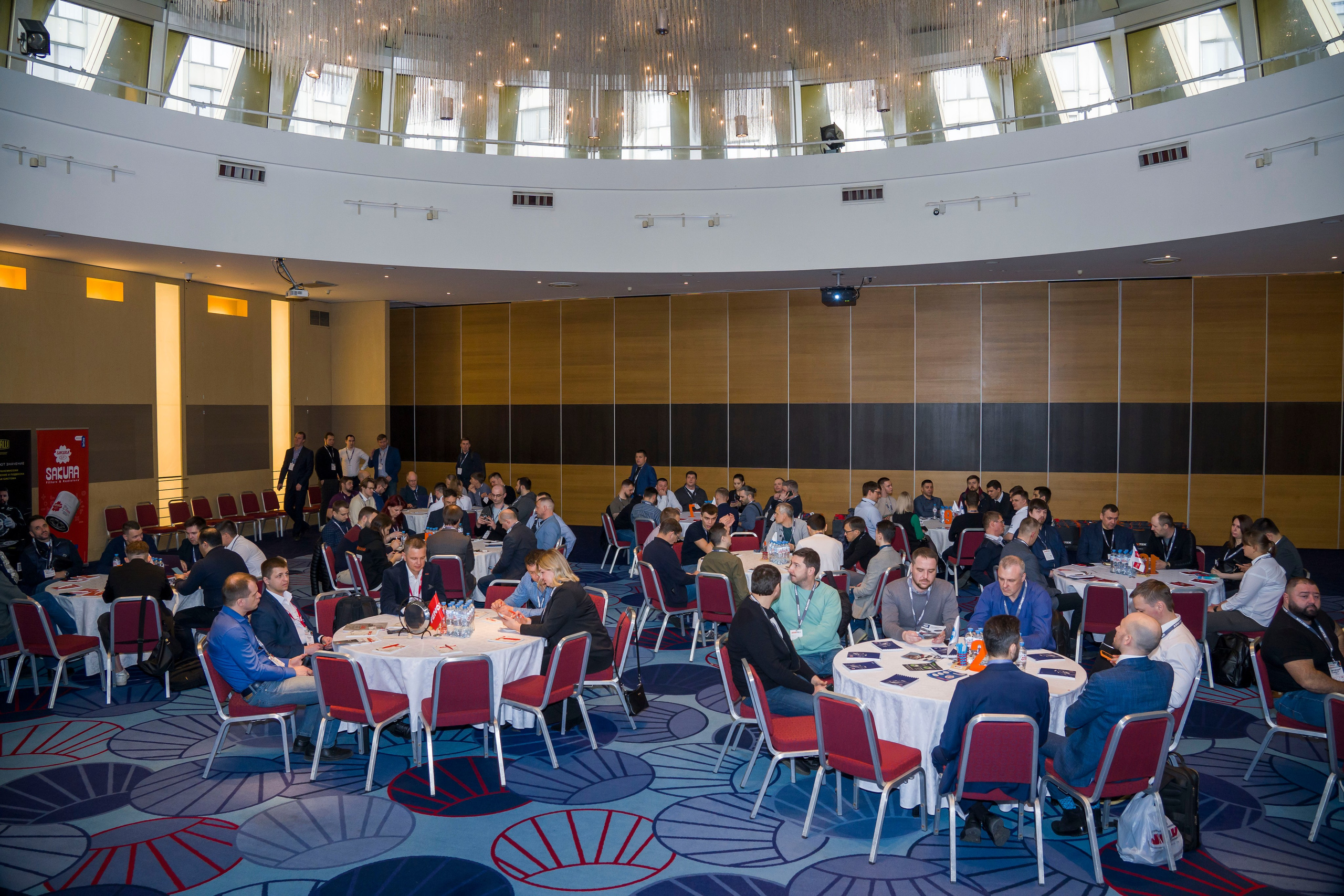 бизнес встреча форум конференция поставщиков и закупщиков автодилеров комплектующих автомобилей машин авто 