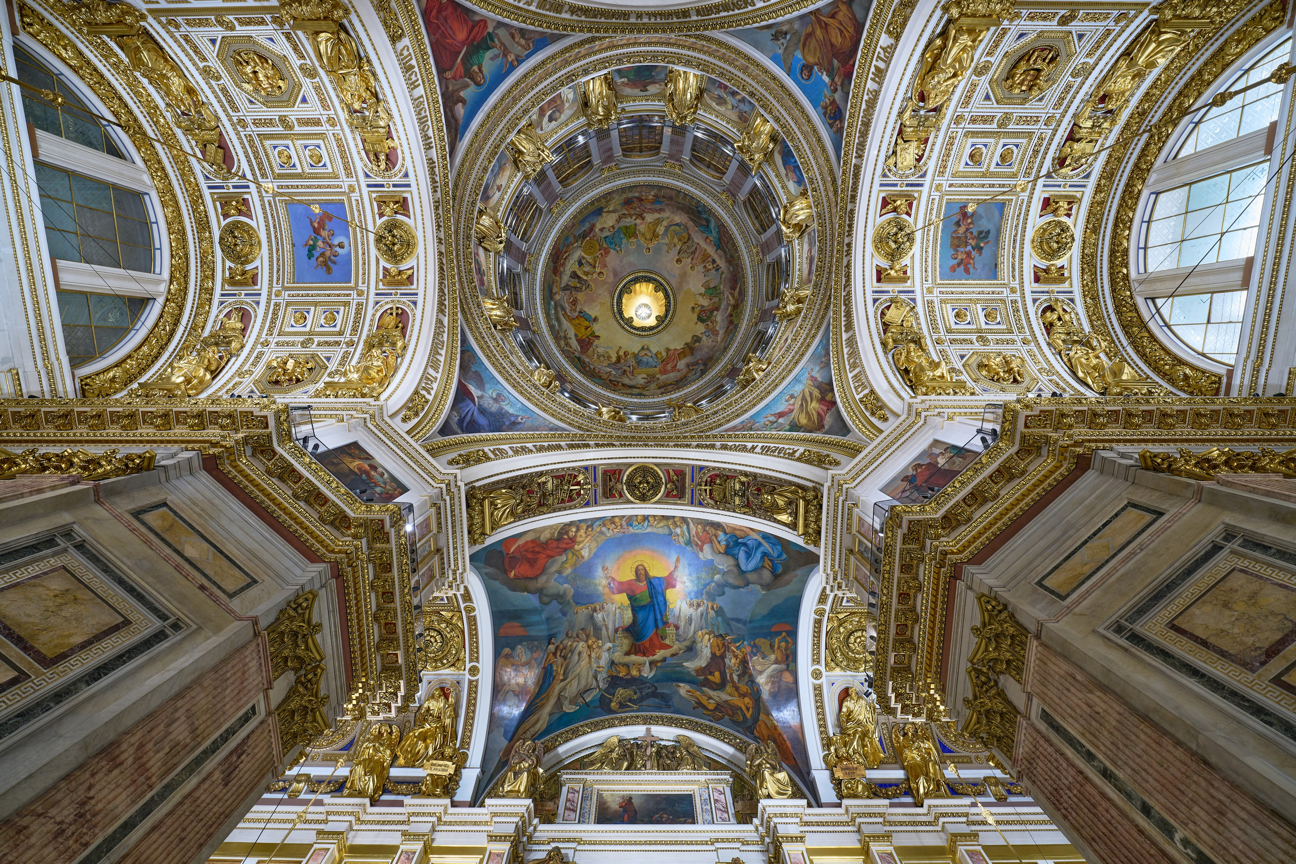 Потолок Исаакиевского собора. Сергей Горшенин — профессиональный фотограф