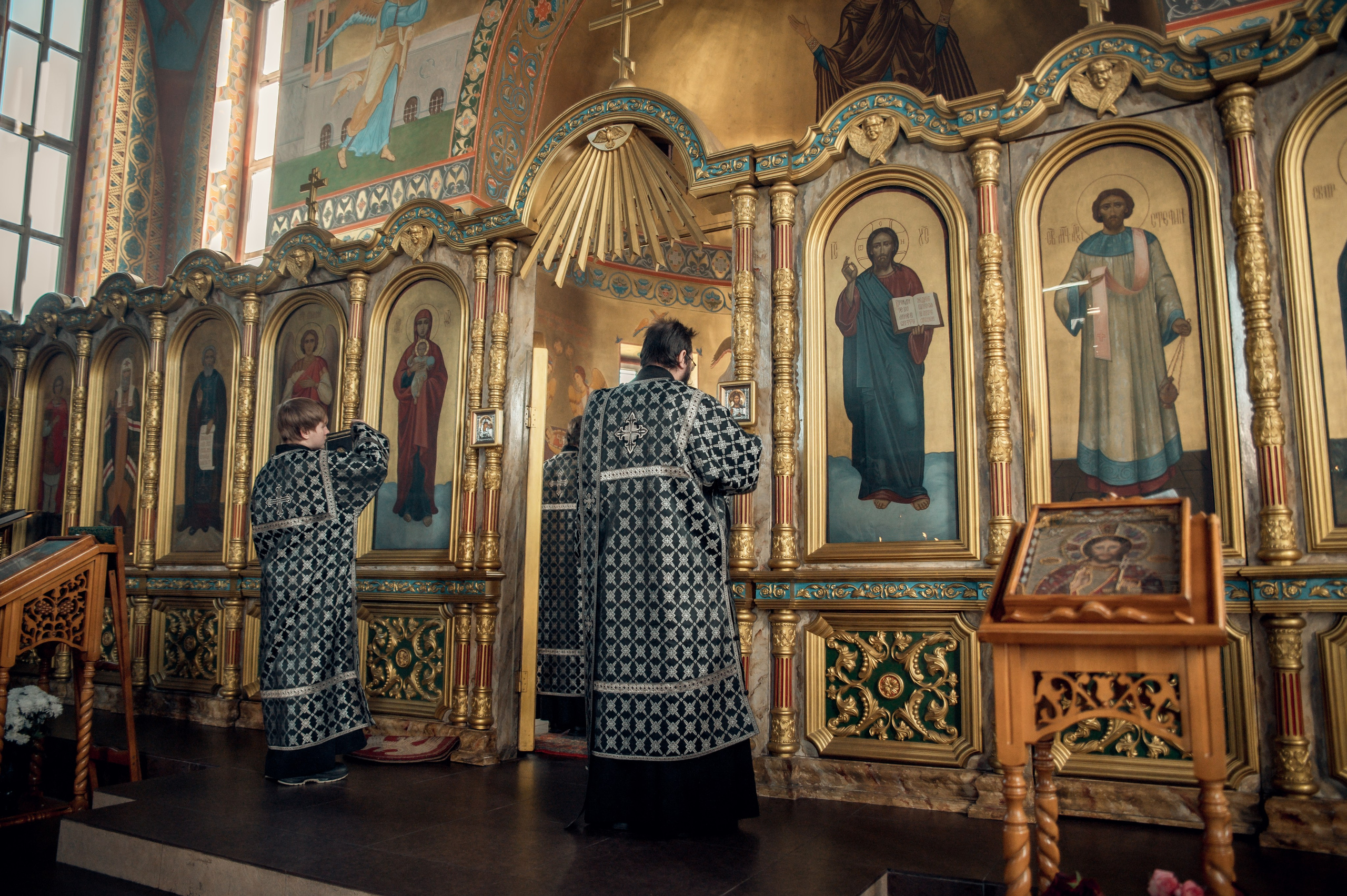 Преждеосвящение Даров. Храм Серафима Саровского. Церковный, семейный и репортажный фотограф Волгоград, Волжский