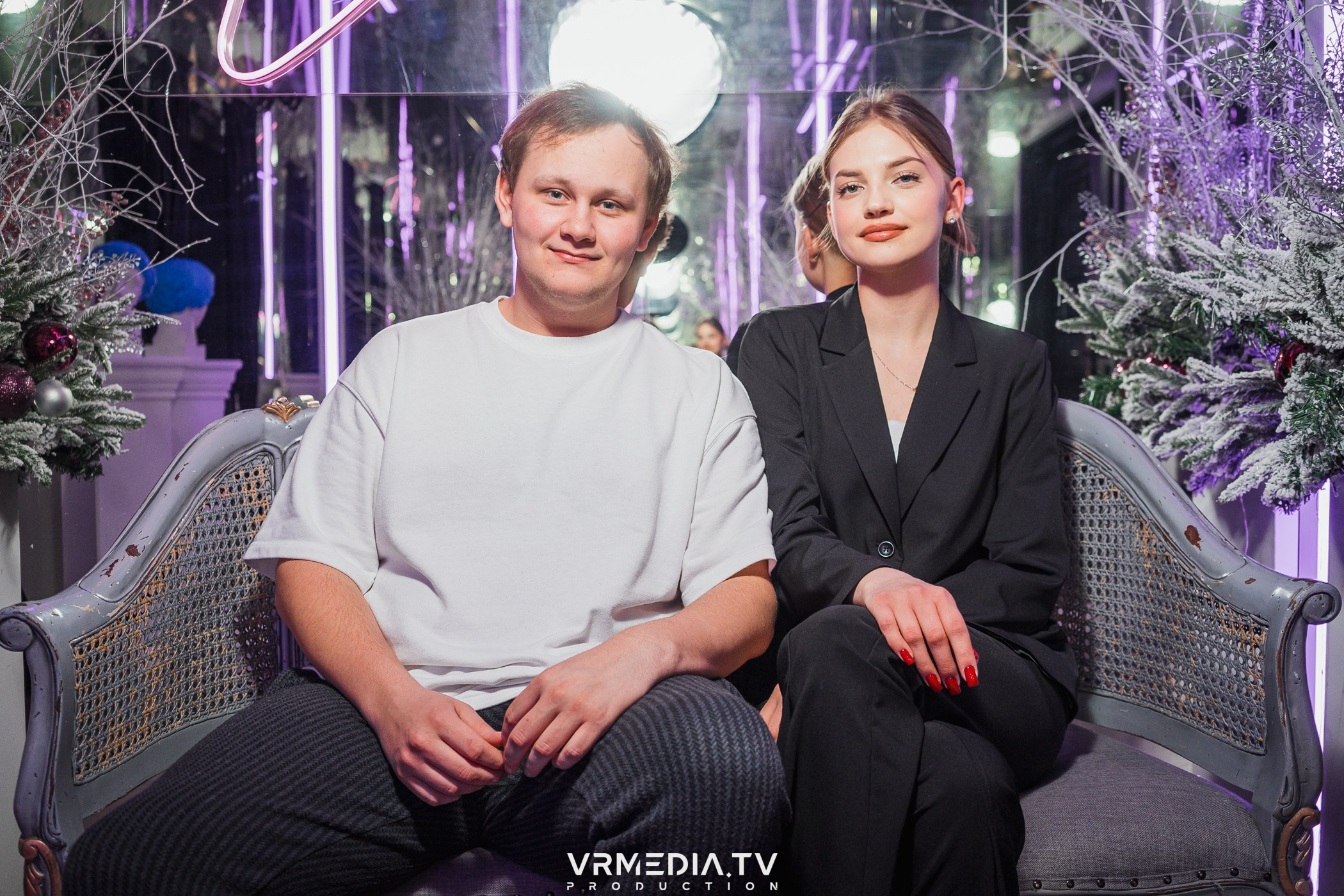 НОВОГОДНЯЯ РАЗМИНКА в караоке-баре «Volna»