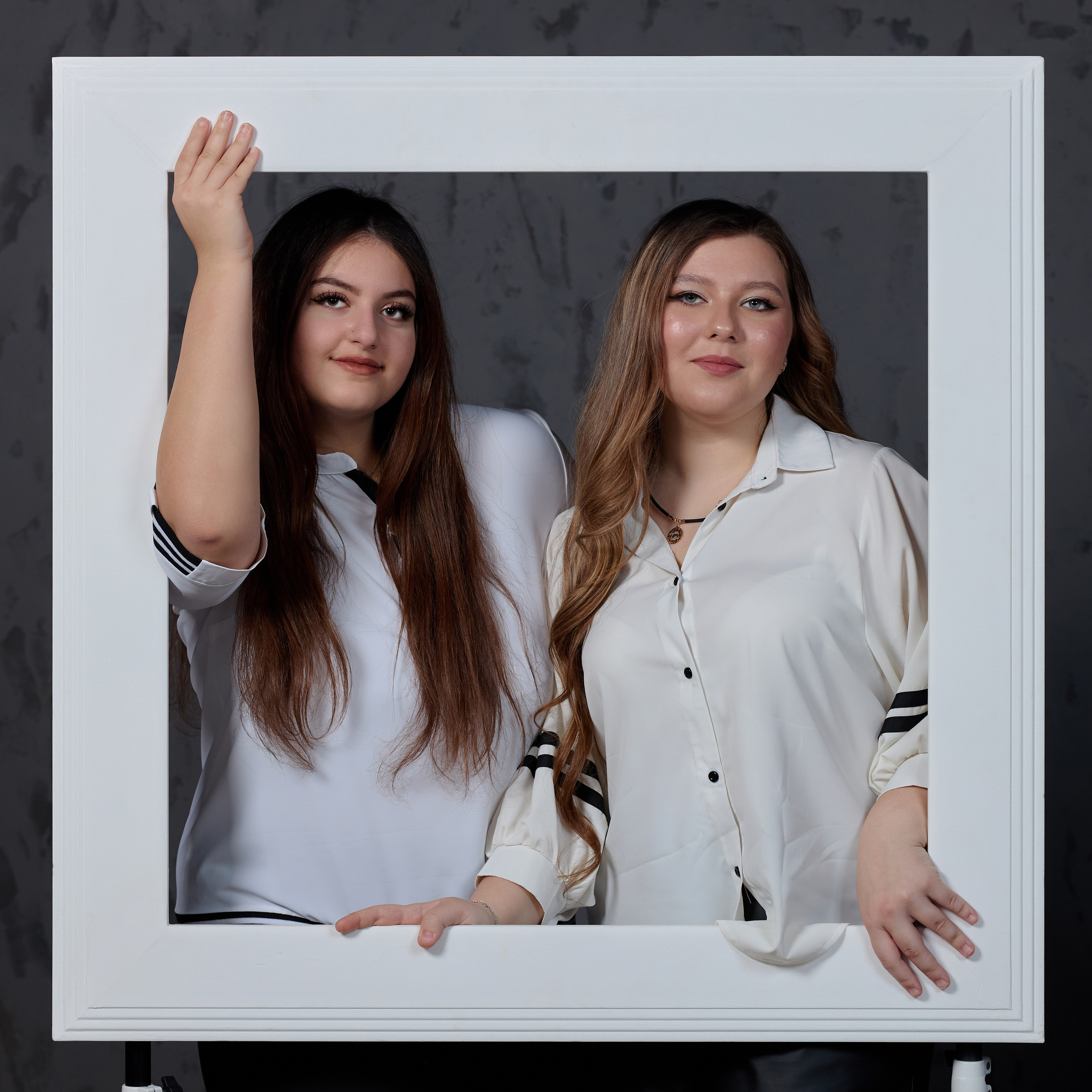 Сьемка выпускного альбома в Таганроге (с рамкой). Фотограф Выпускные альбомы Таганрог Сергей Коробченко