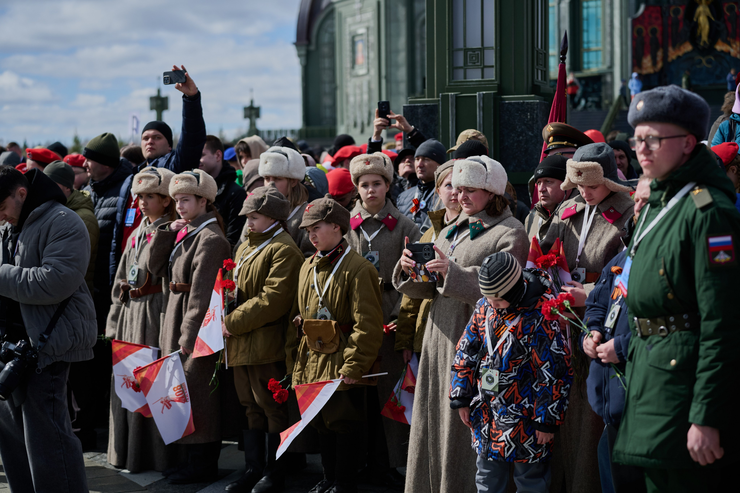 Старт поискового сезона «Вахты Памяти» 2025. Фотограф Роман Адлер