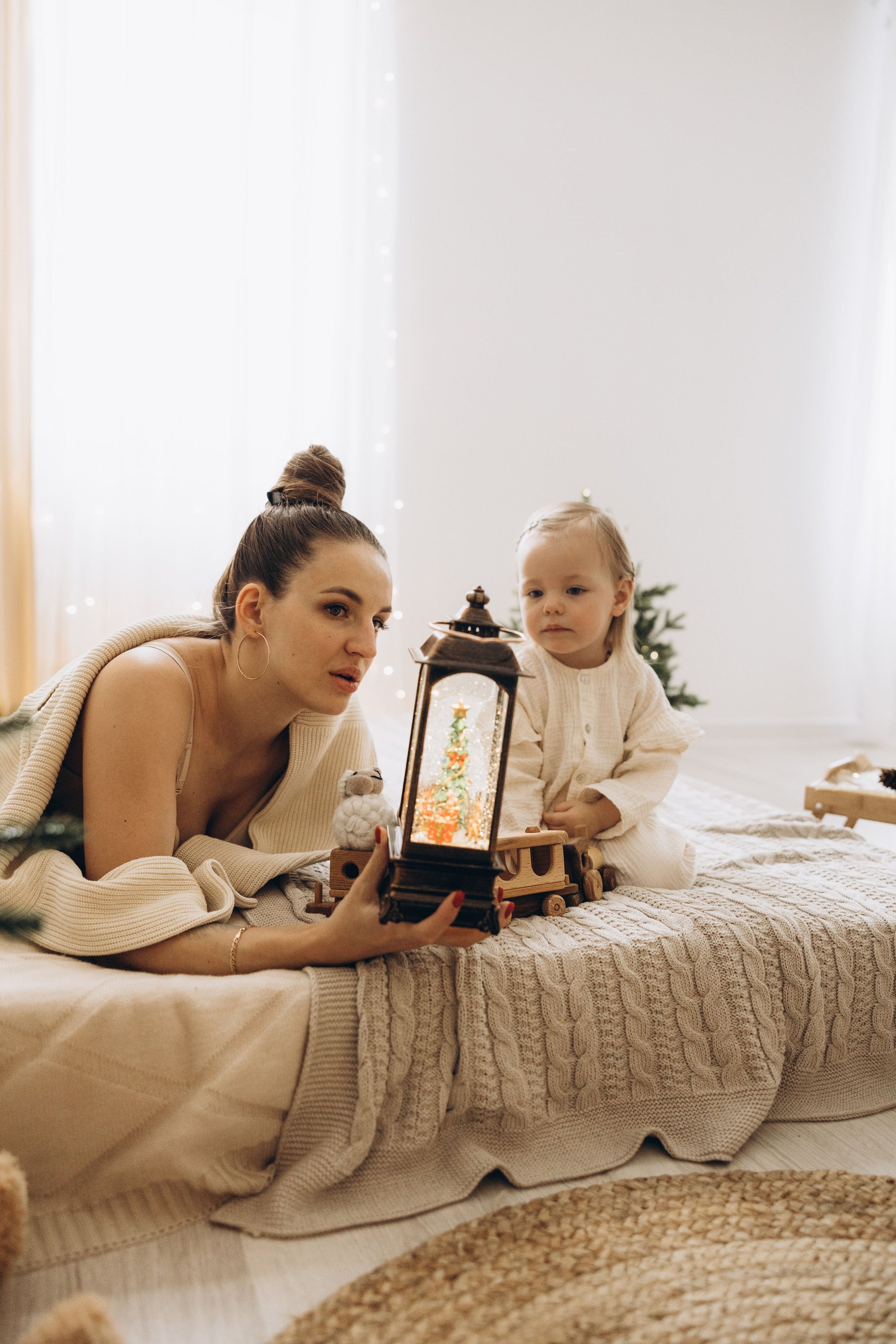 Ольга и Мирослава НГ. Семейный фотограф в Москве Виктория Ястребинская