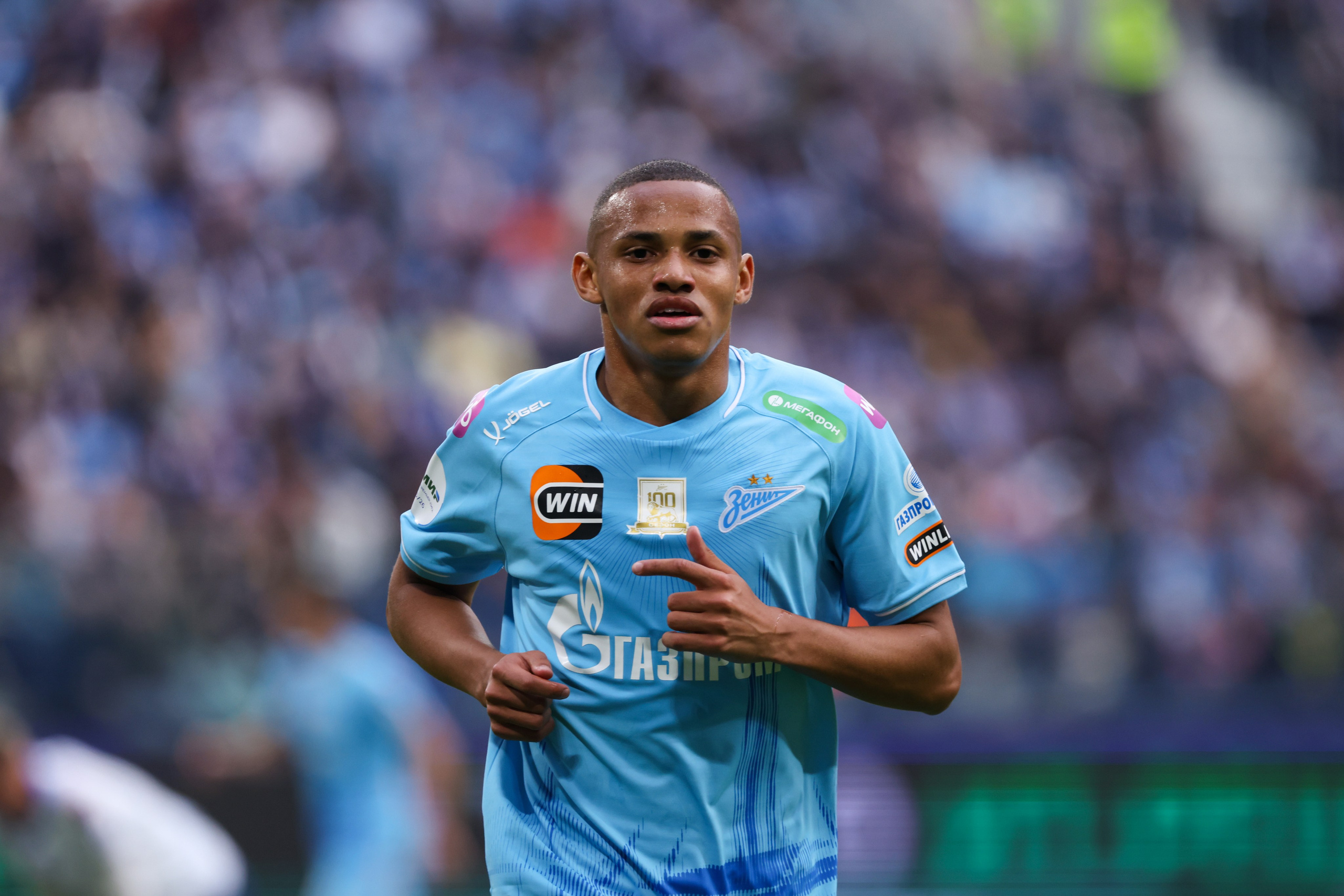 ФК «Зенит» — ФК «Крылья советов». Спортивный и репортажный фотограф Антон Тереханов