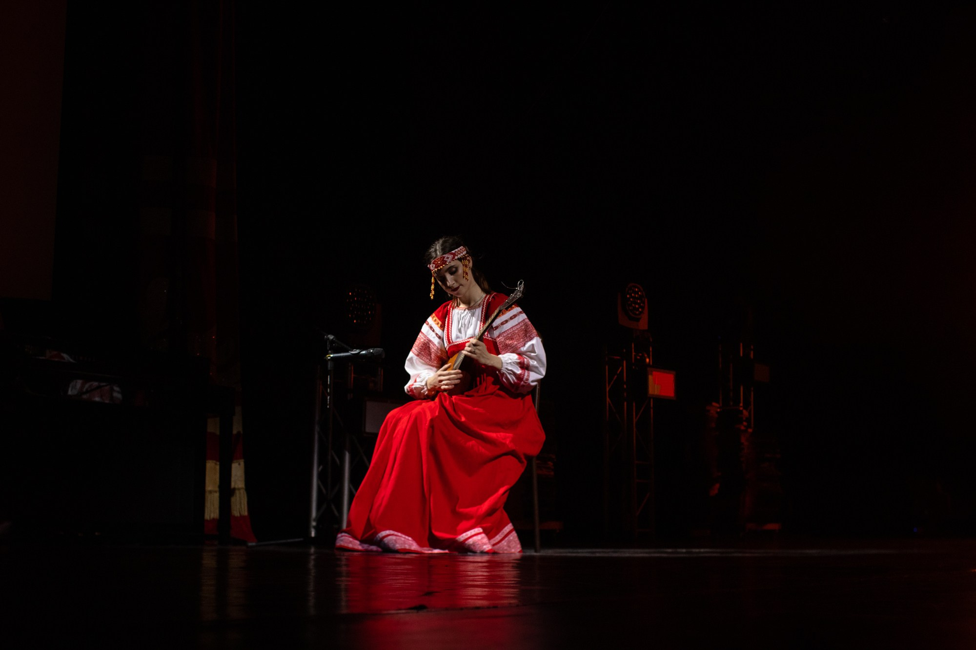 Конкурс красоты Мисс КубГУ 2021. Репортажный, промышленный и маркетплейс-фотограф Дмитрий Чернат