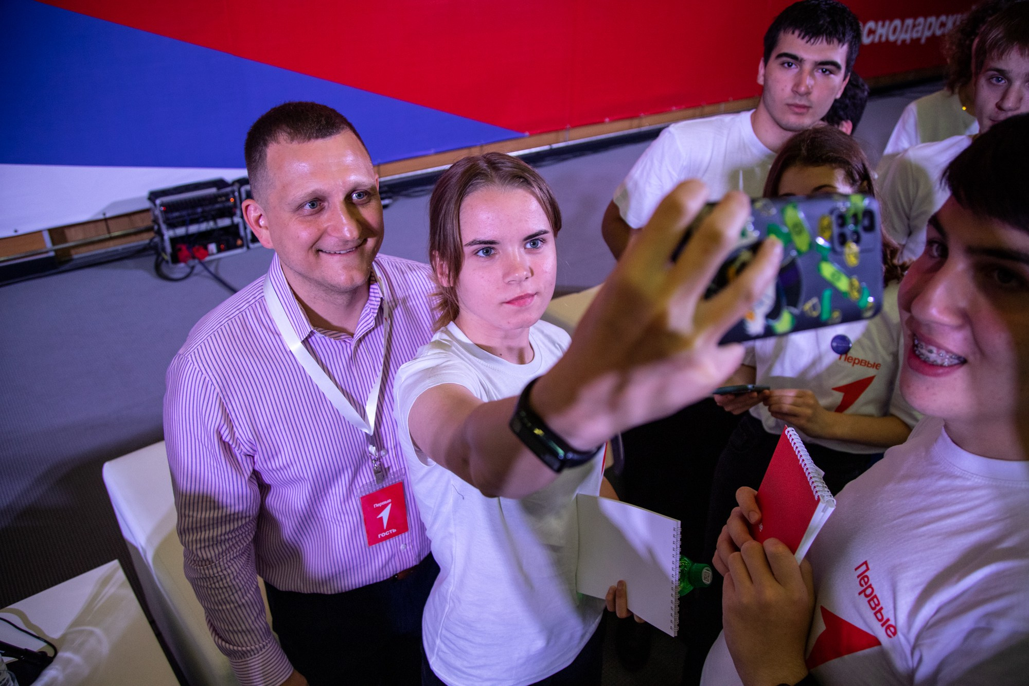 Первый фестиваль Движения Первых в Краснодаре. Репортажный, промышленный и маркетплейс-фотограф Дмитрий Чернат