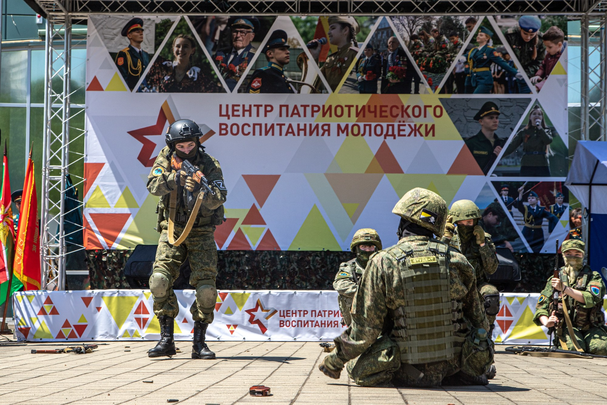 Патриотический фестиваль «Наследие». Репортажный, промышленный и маркетплейс-фотограф Дмитрий Чернат