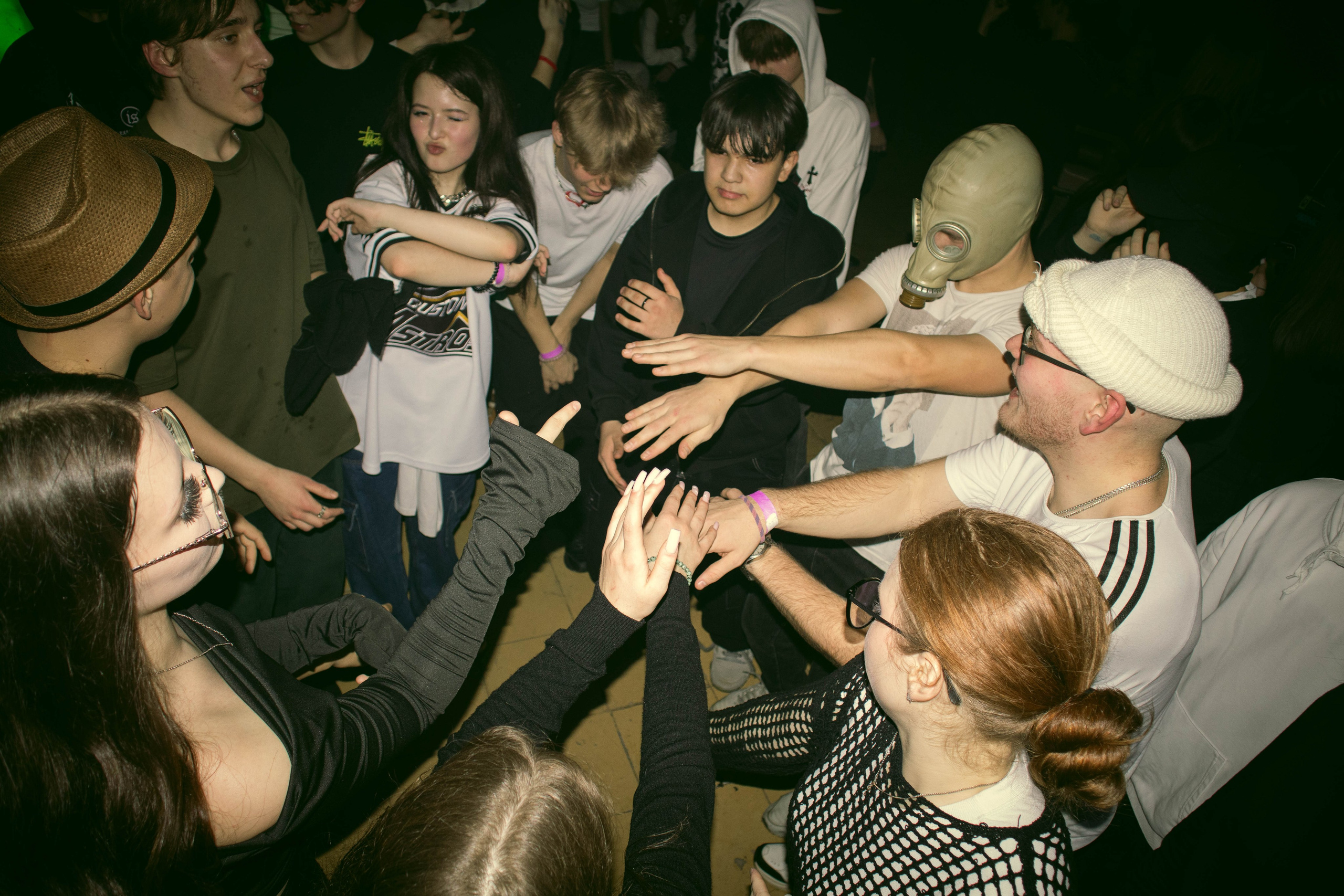 MOSHPIT. Фотограф и видеограф в Бугульме Аня Трутнева