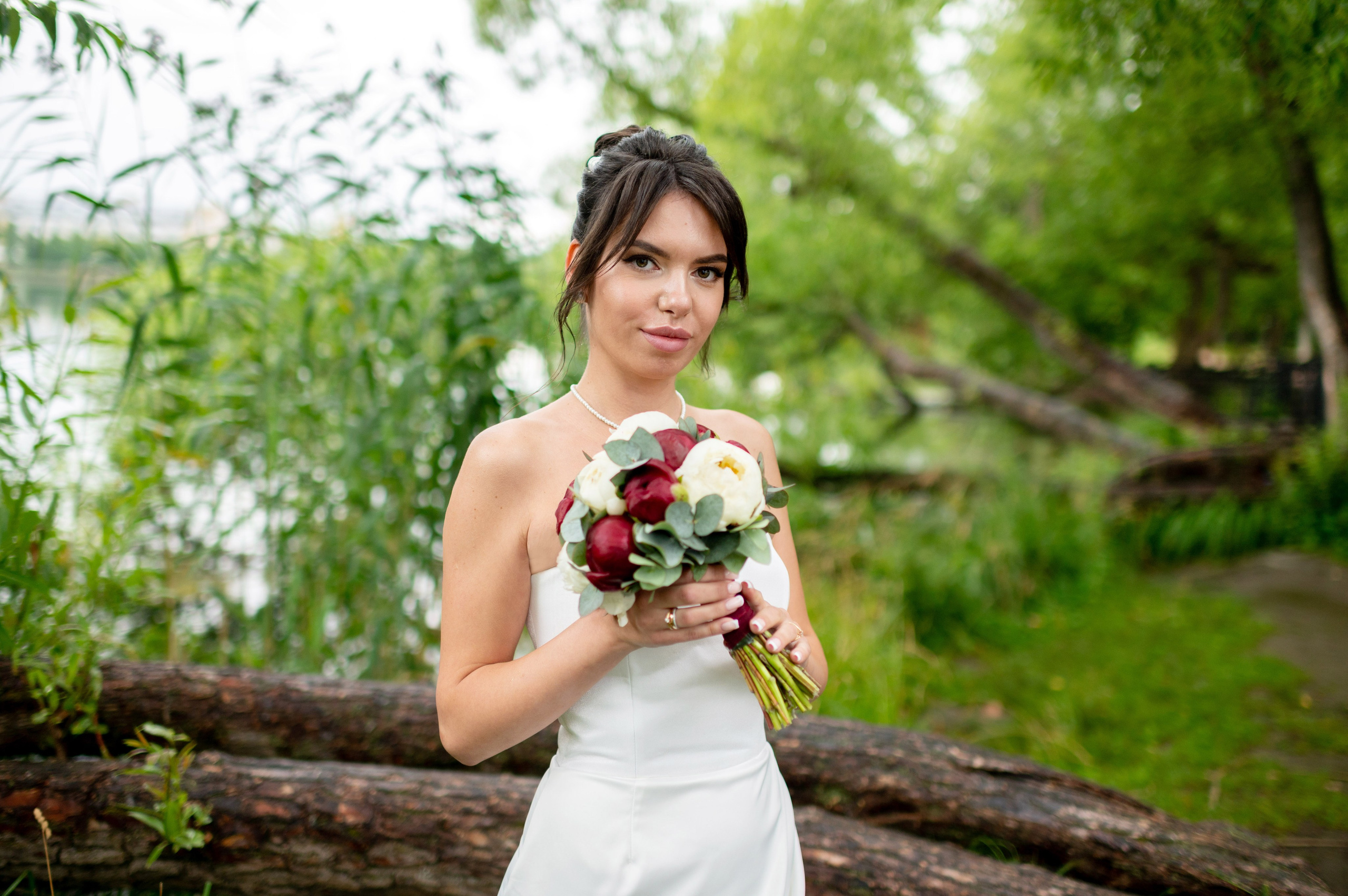 Евгений и Александра (фотосессия под дождём на Исаакиевской площади, свадебная прогулка на Финском заливе). Портретный, семейный и свадебный фотограф в Санкт-Петербурге и в Пушкине Ширяев Денис