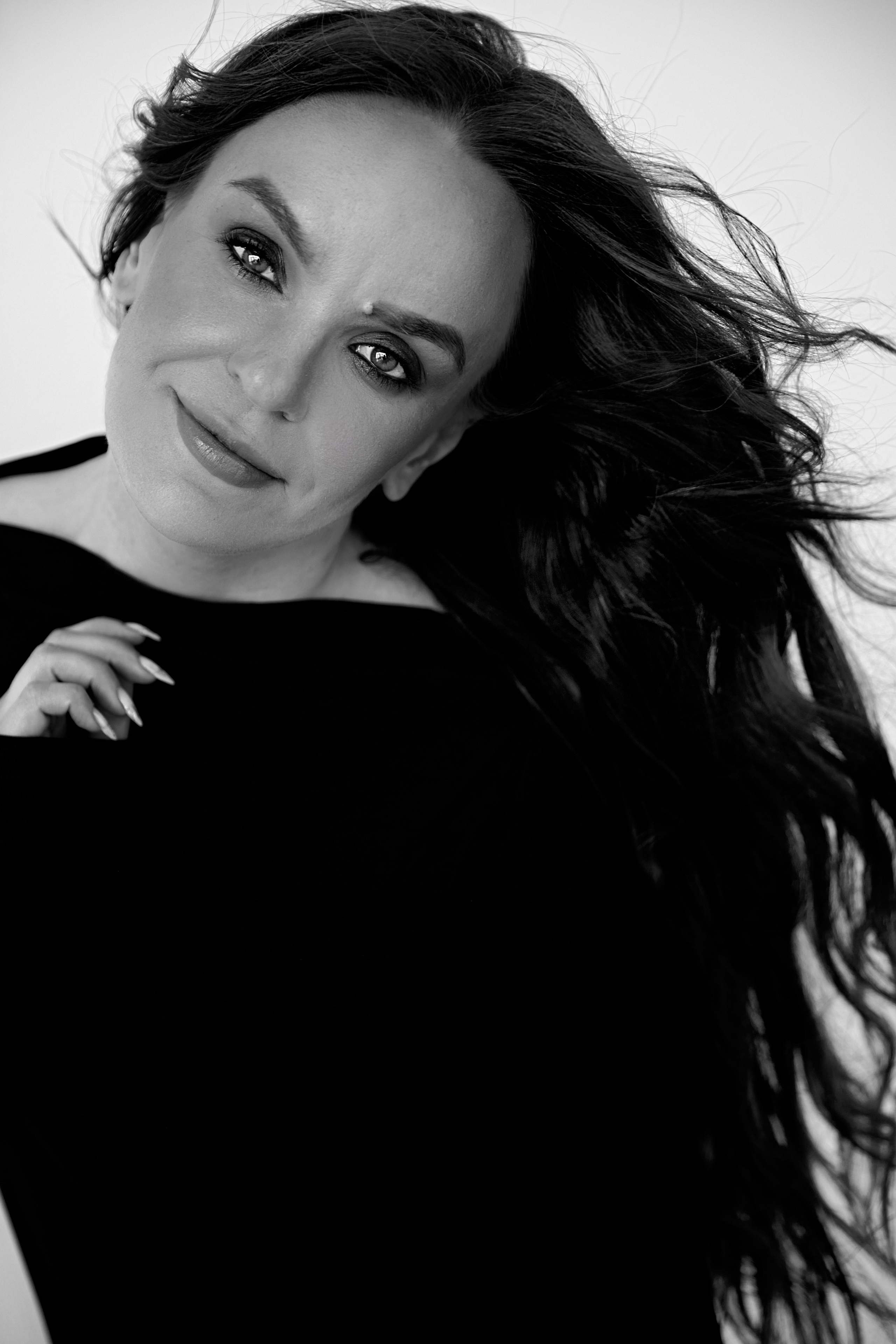 NADYA. Yulia Otroschenko