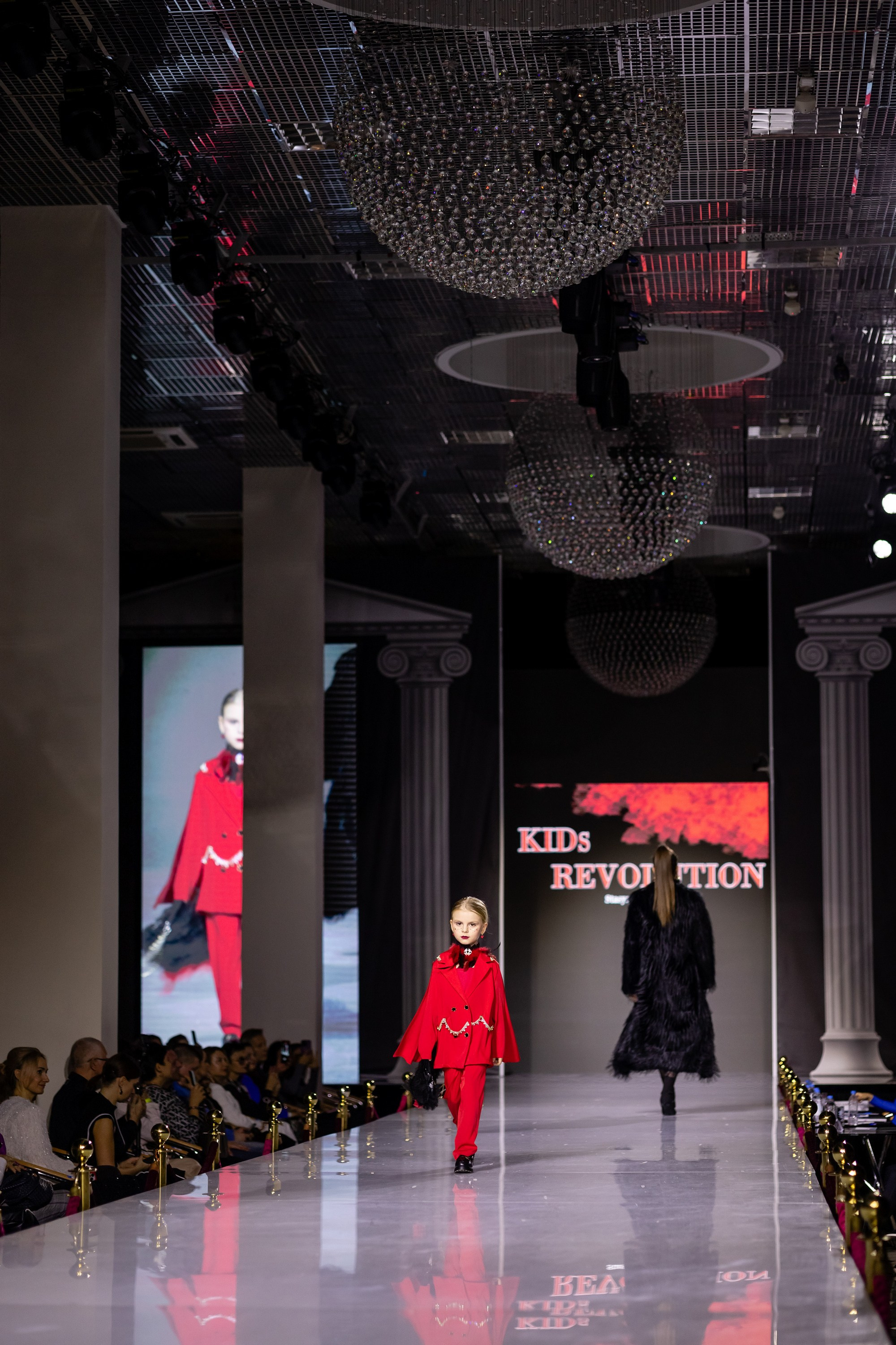 ESTET FASHION WEEK (KIDs REVOLUTION). Татьяна Чернышова свадебный фотограф Москва