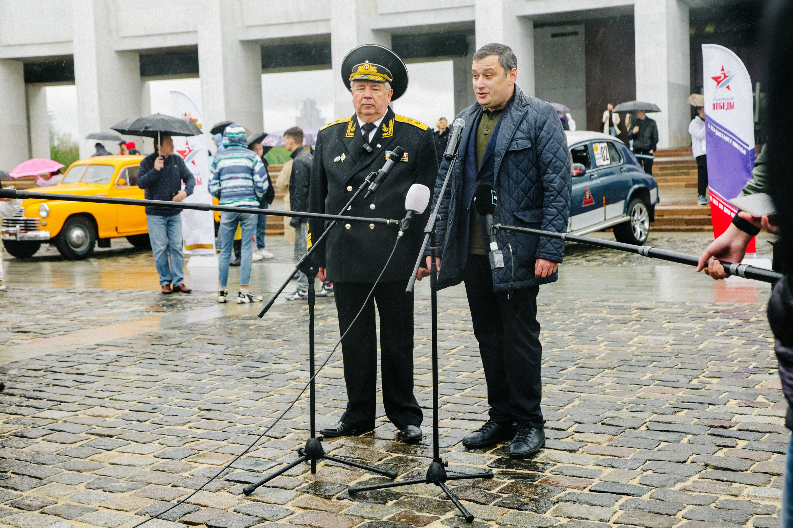 Автопробег ретромашин. Фотограф и видеограф в Москве Ирина Фомочкина