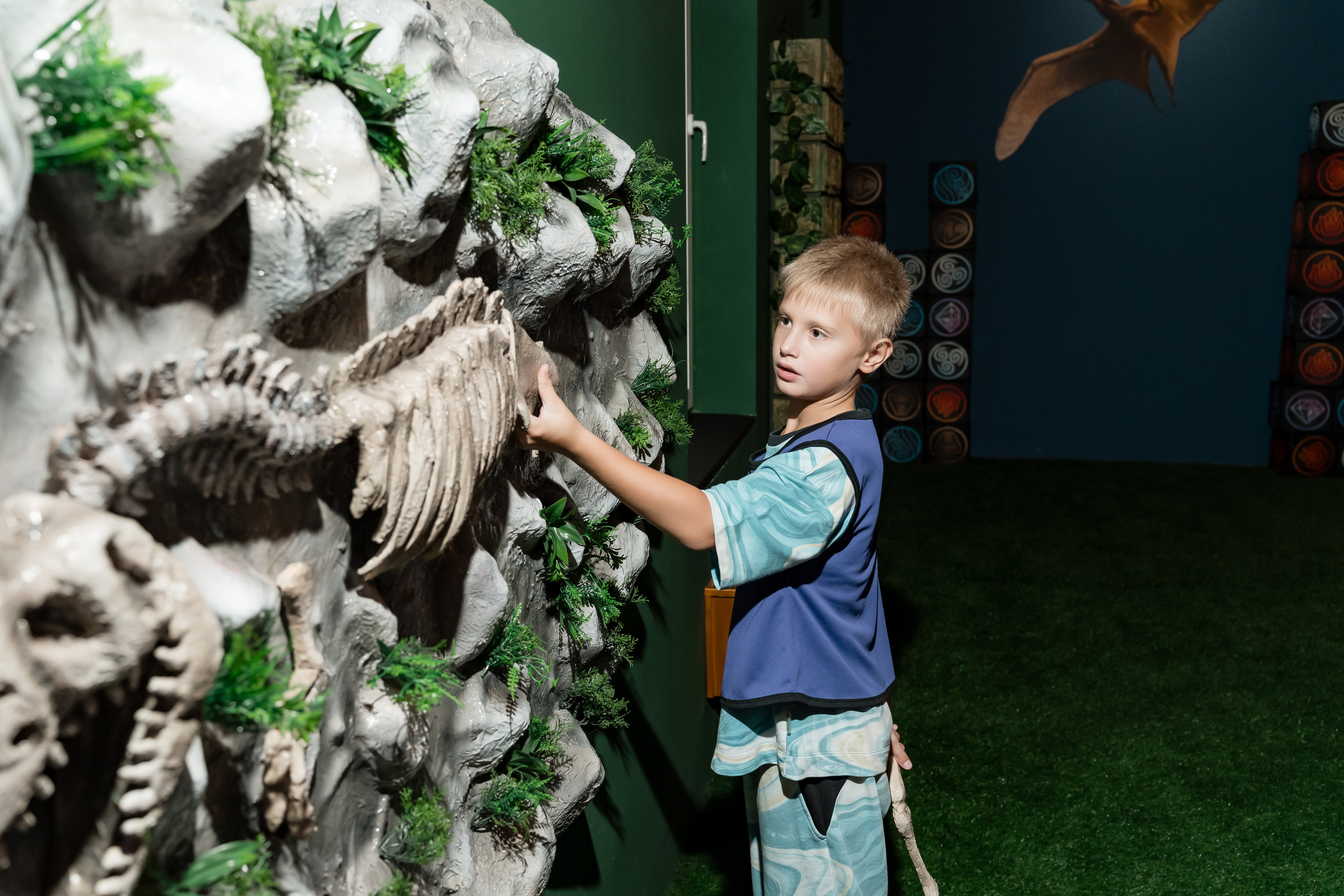 С Днем Рождения, Гена! Остров Discovery