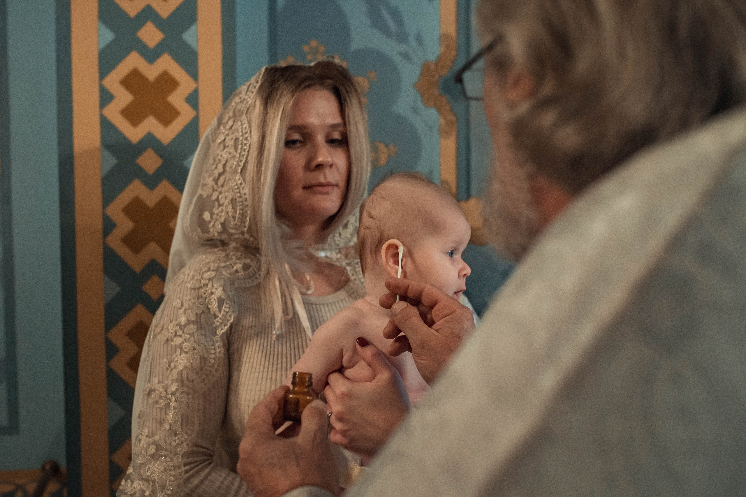 Крещение Екатерины в Троицком соборе Саратова. Фотограф на крещение в Саратове Марина Грушина