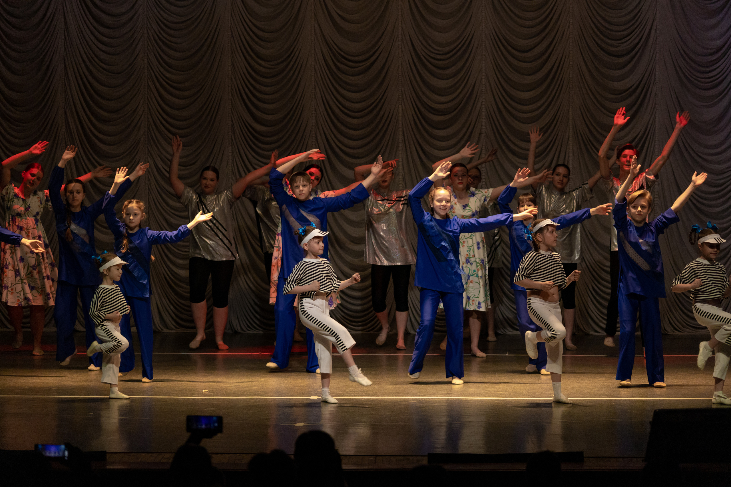 Ансамбль танца «Колорит» Отчётный концерт 2023. Фотограф Михаил Олейник