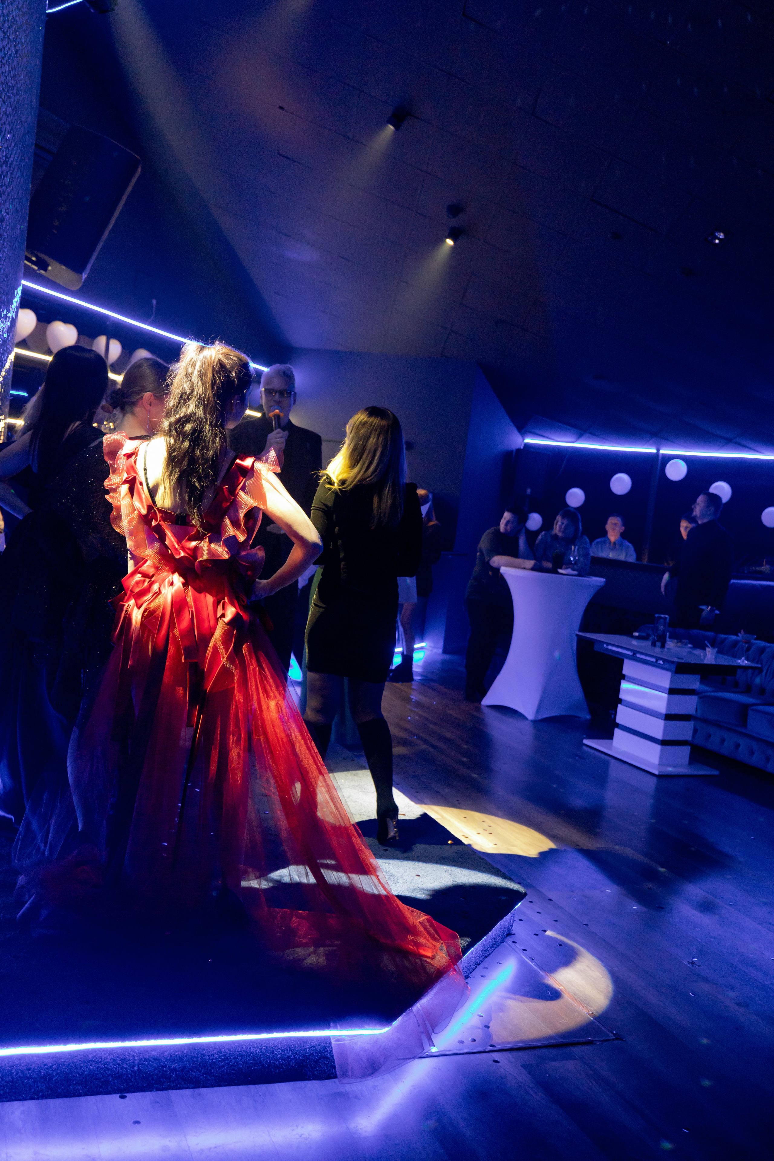 Караоке бар «12.01». Фотограф Михаил Олейник