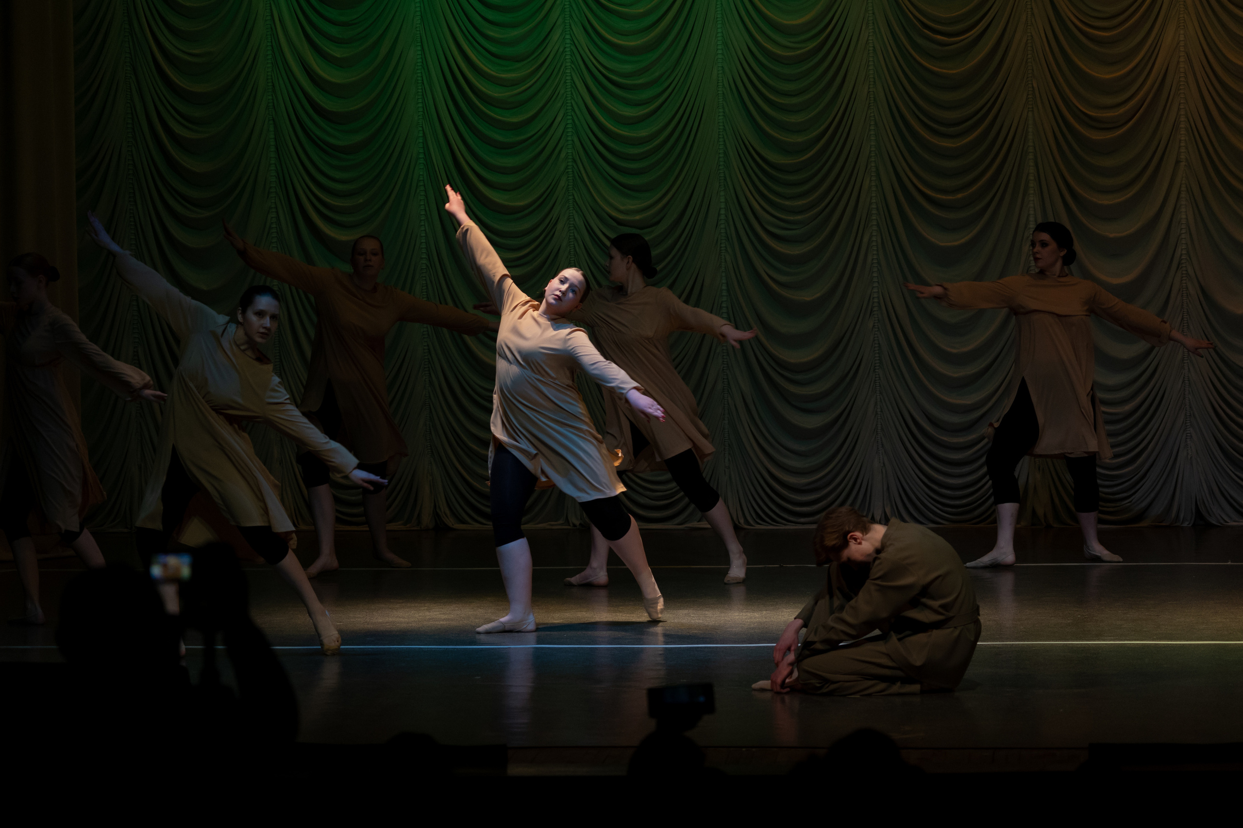 Ансамбль танца «Колорит» Отчётный концерт 2023. Фотограф Михаил Олейник