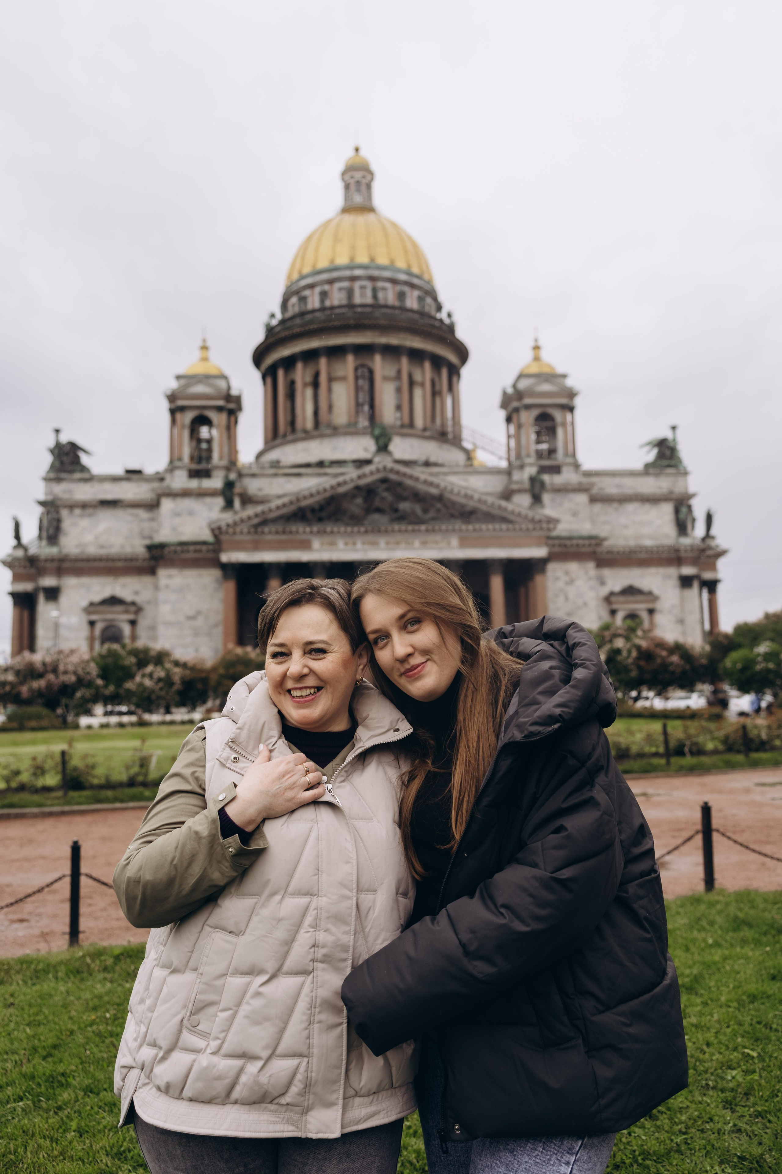 Семейная фотосессия на Исаакиевском соборе. Семейный и свадебный фотограф в Санкт-Петербурге Екатерина Васильева