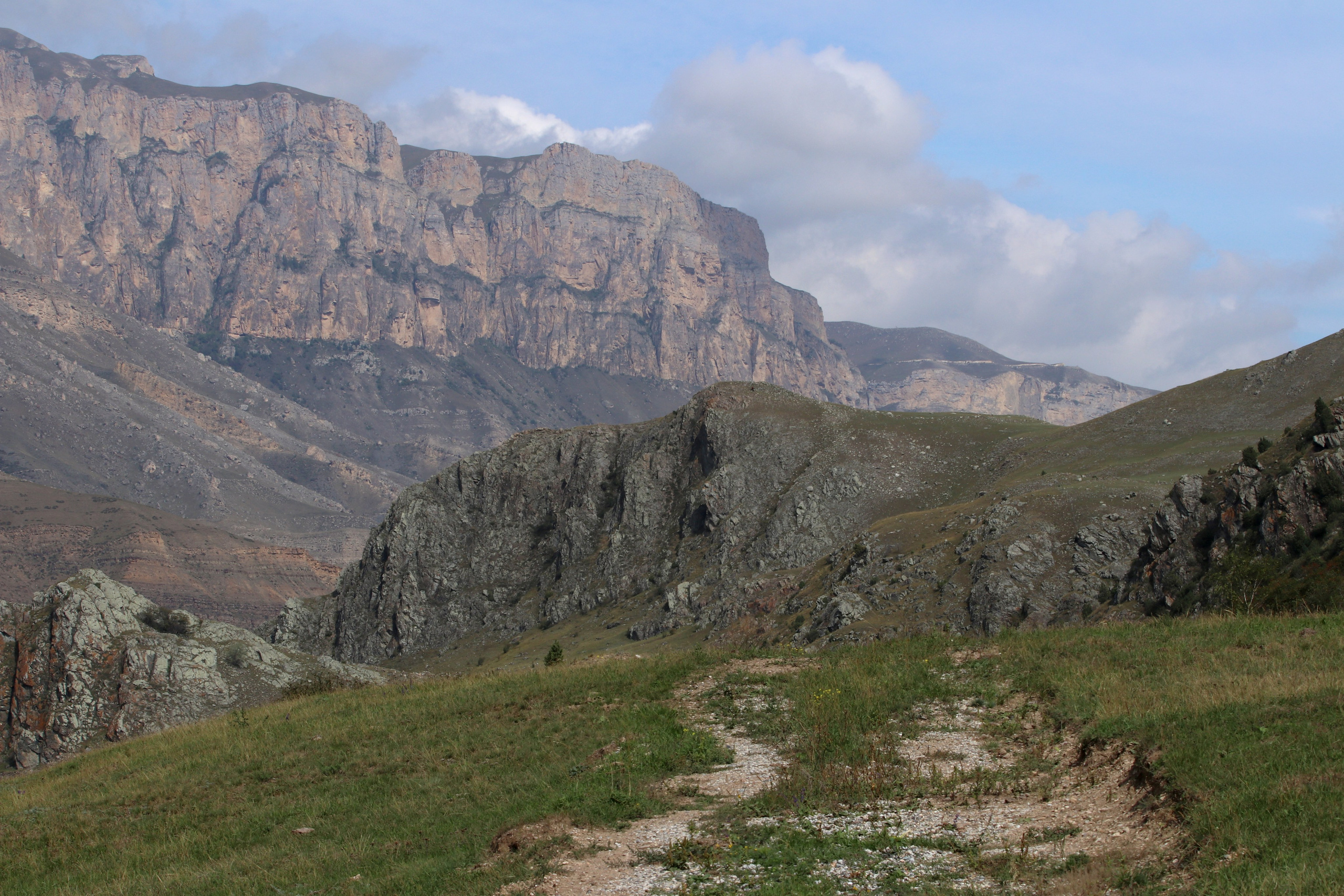 Приэльбрусье. Сентябрь 2024. Путешественник-фотограф из Санкт-Петербурга Татьяна Свистулина