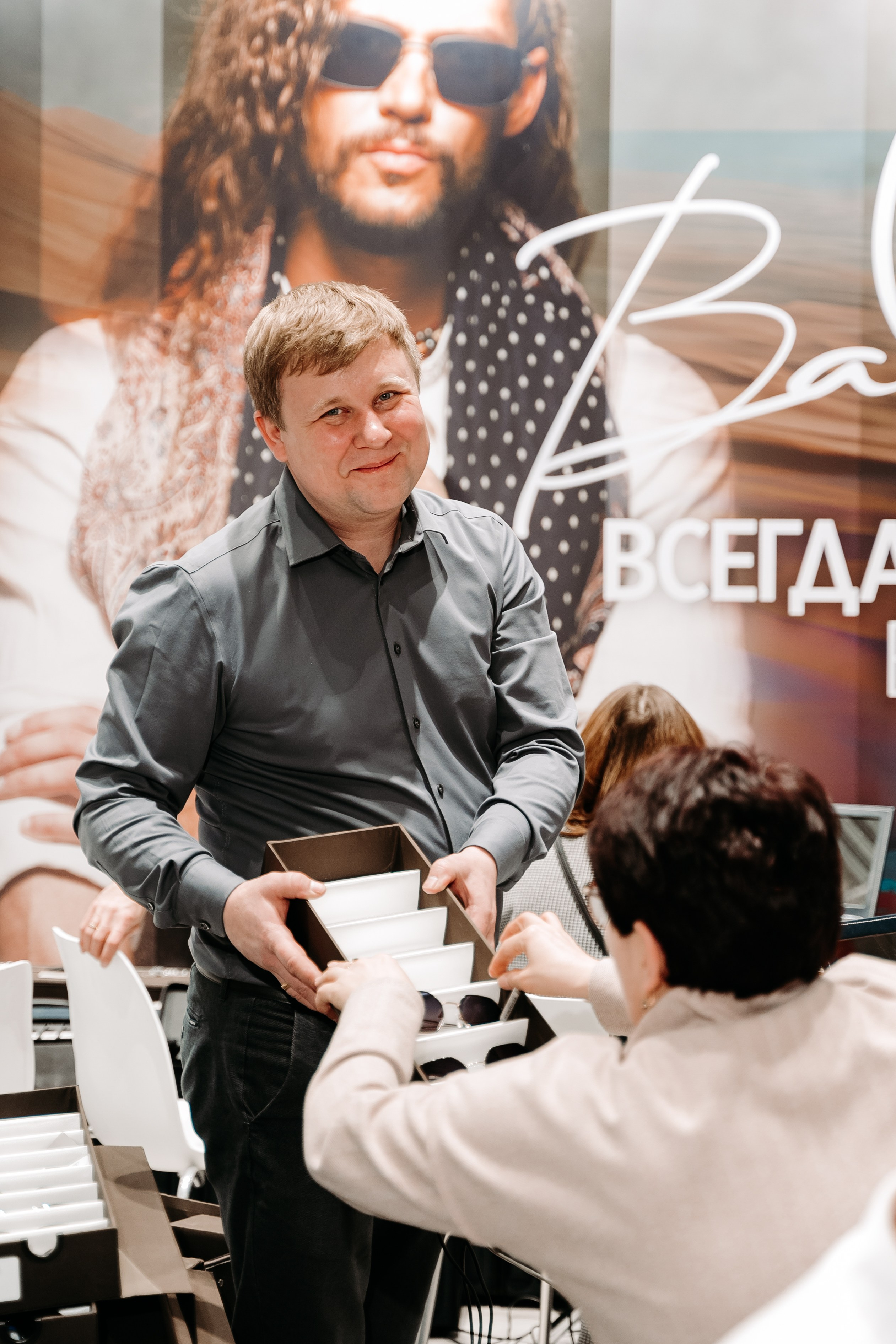 Оптическая_выставка. Репортажный и свадебный фотограф в Москве Рая Небогатова