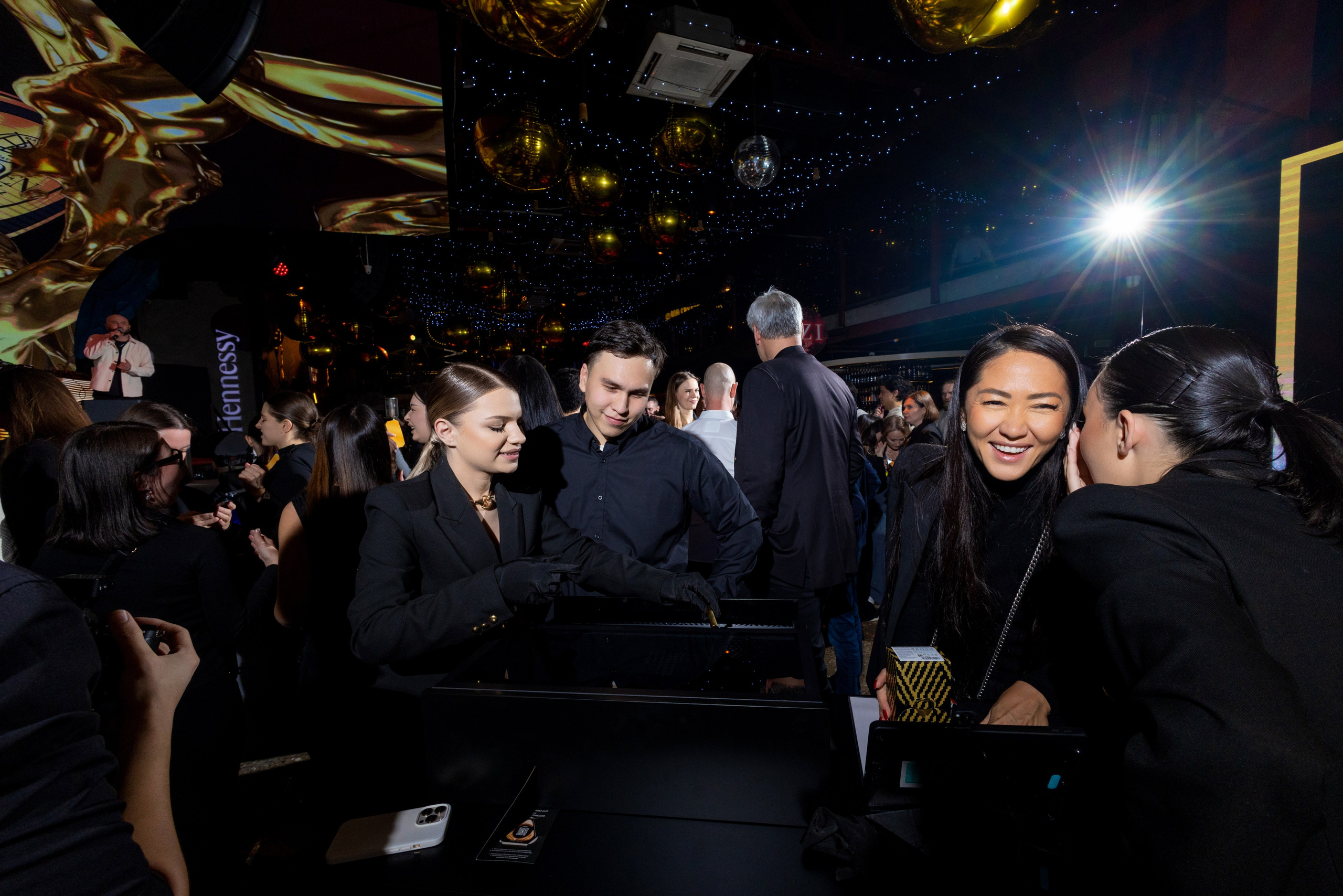 Iqos | Bazaar Event. Кристина Шнайдер репортажный фотограф Алматы