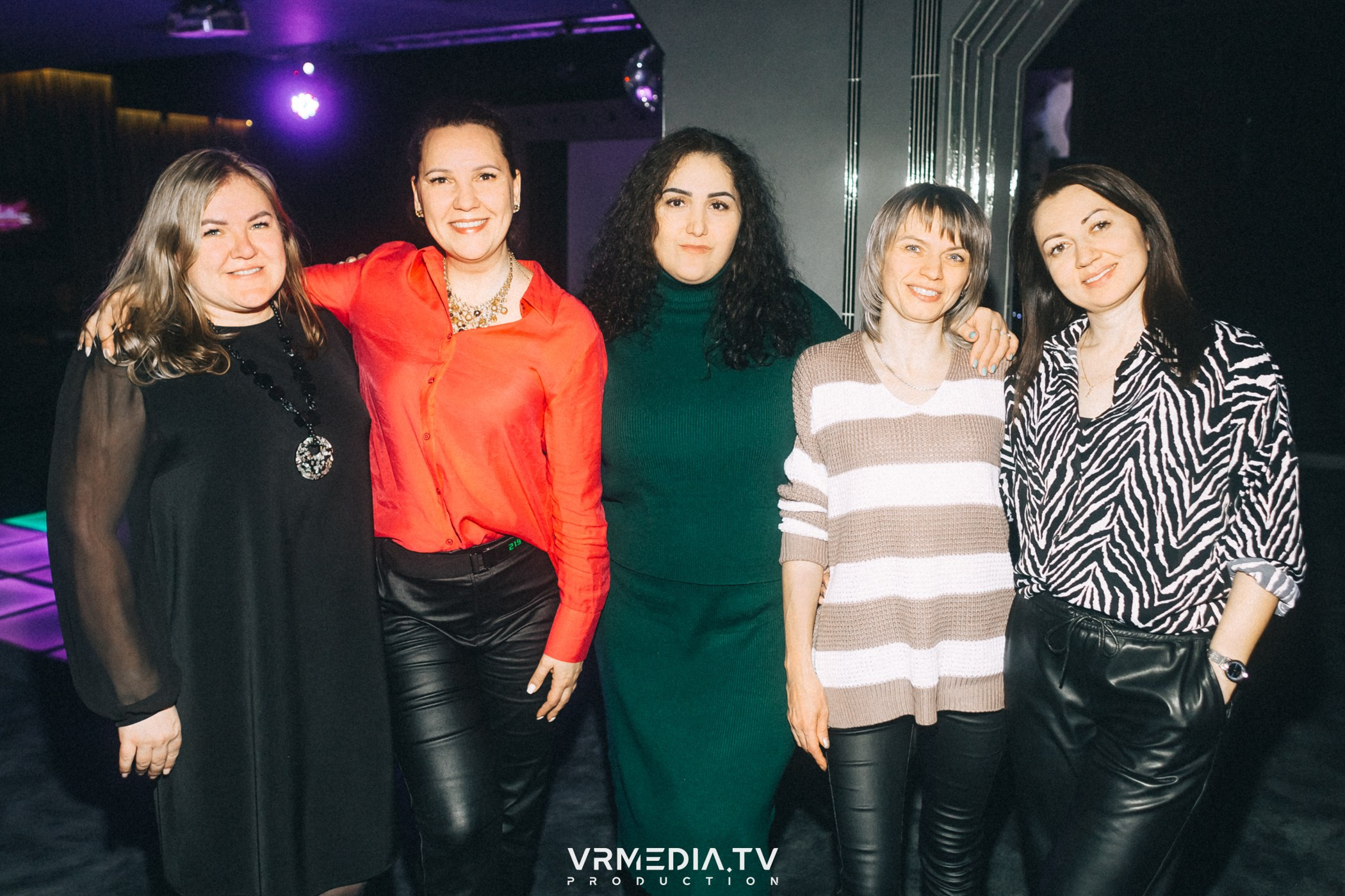 MERRY CHRISTMAS в караоке-баре «Volna»