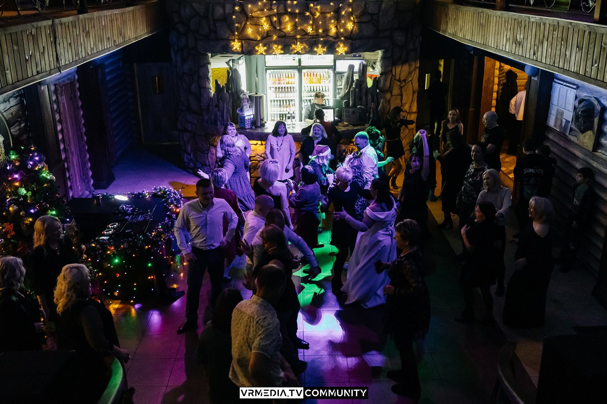 Новогодний вечер у «Петровича»