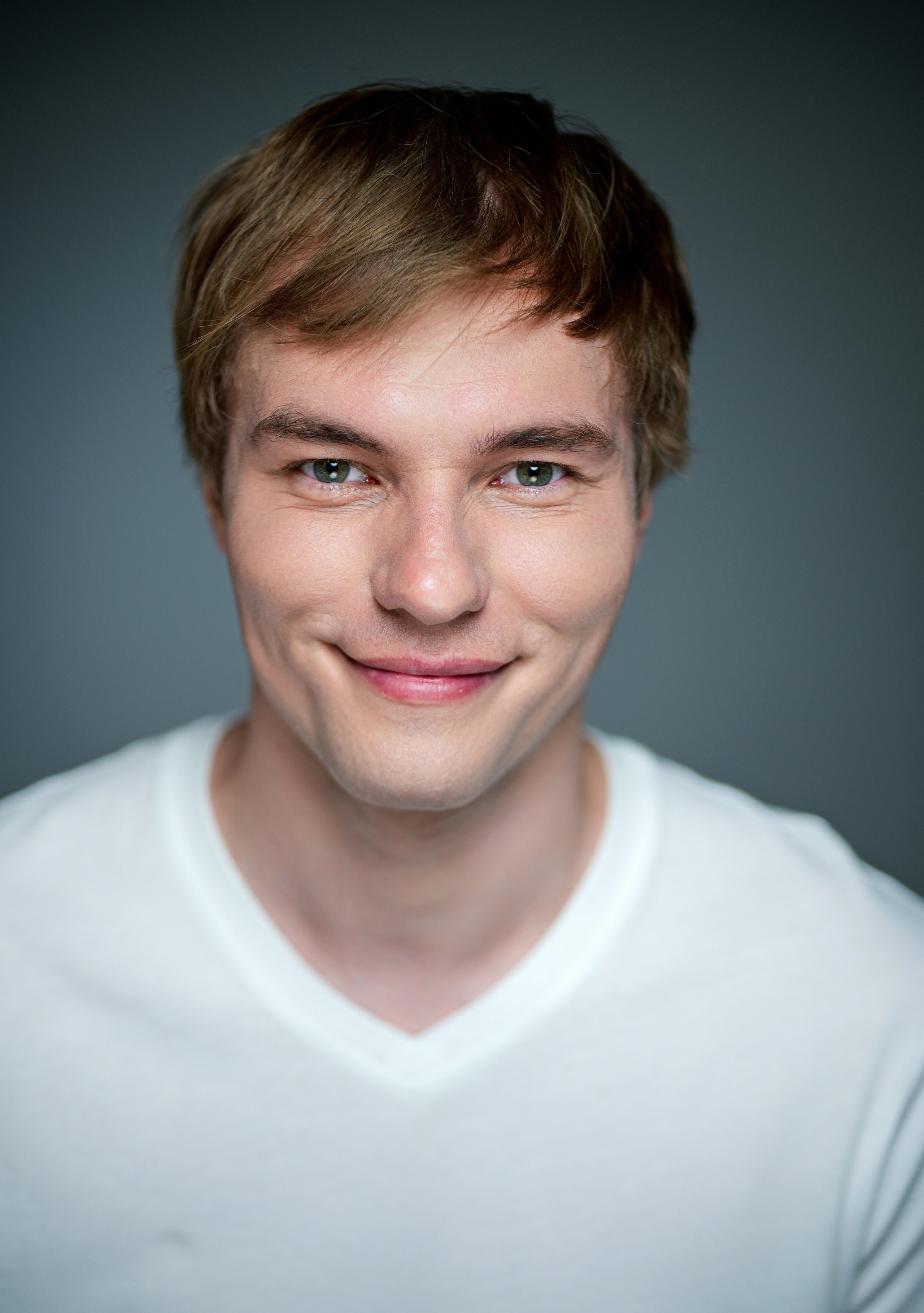 Актёр Евгений Кананыхин. Портретная съемка в Москве, студийный фотограф Игорь Фомин