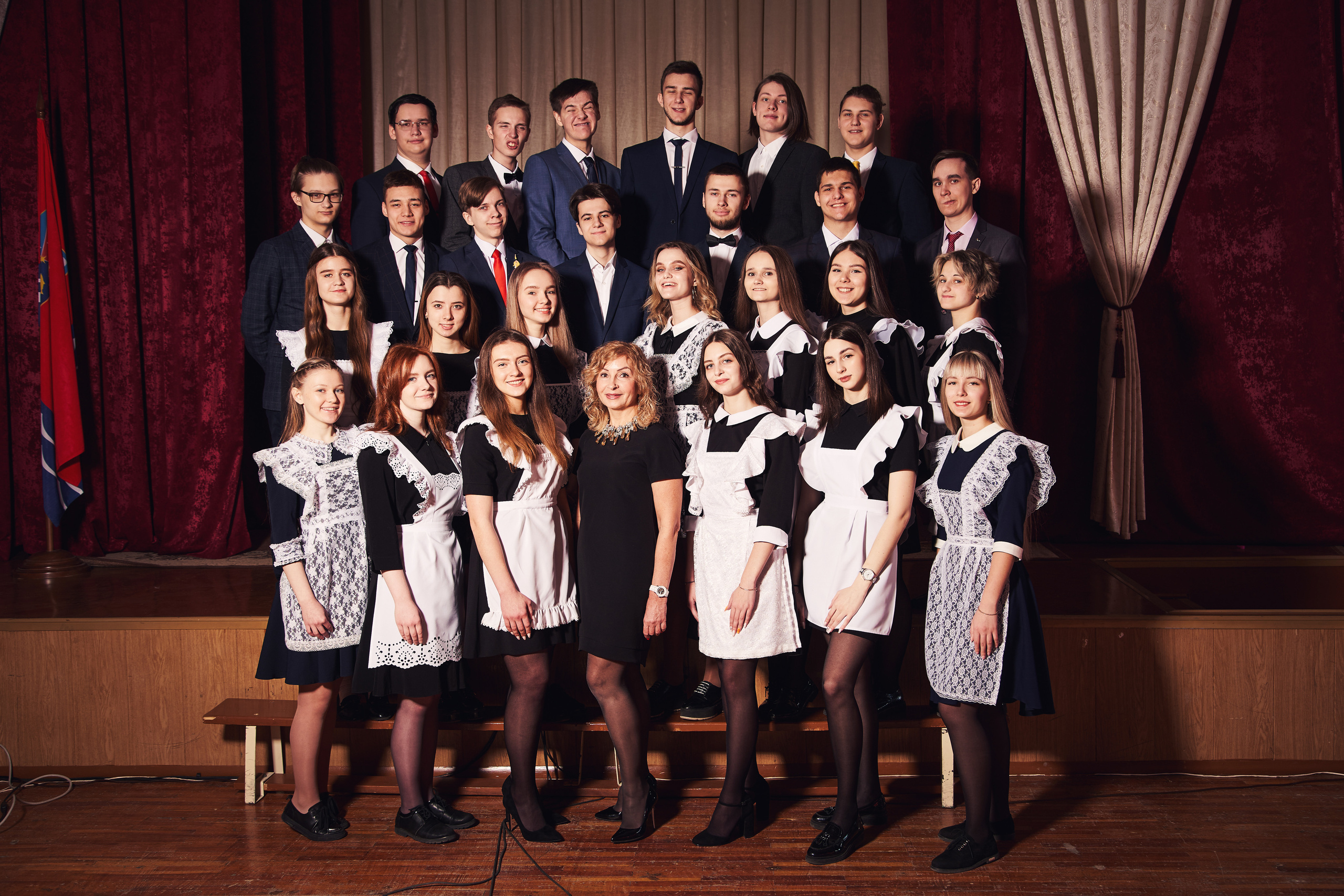 Выпускные альбомы|Групповые фото. Фото и видео съёмка в Магадане и области