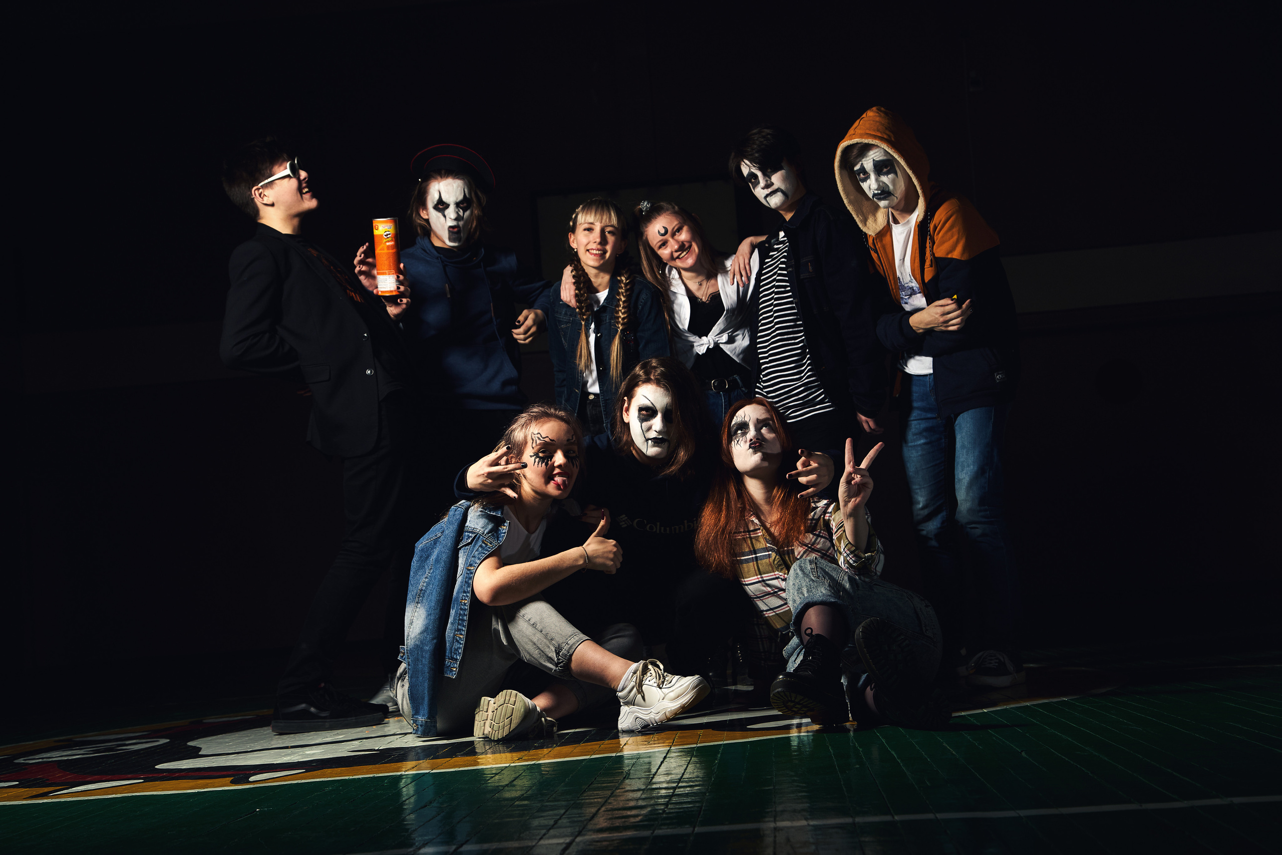 Выпускные альбомы|Компании|Креатив. Фото и видео съёмка в Магадане и области