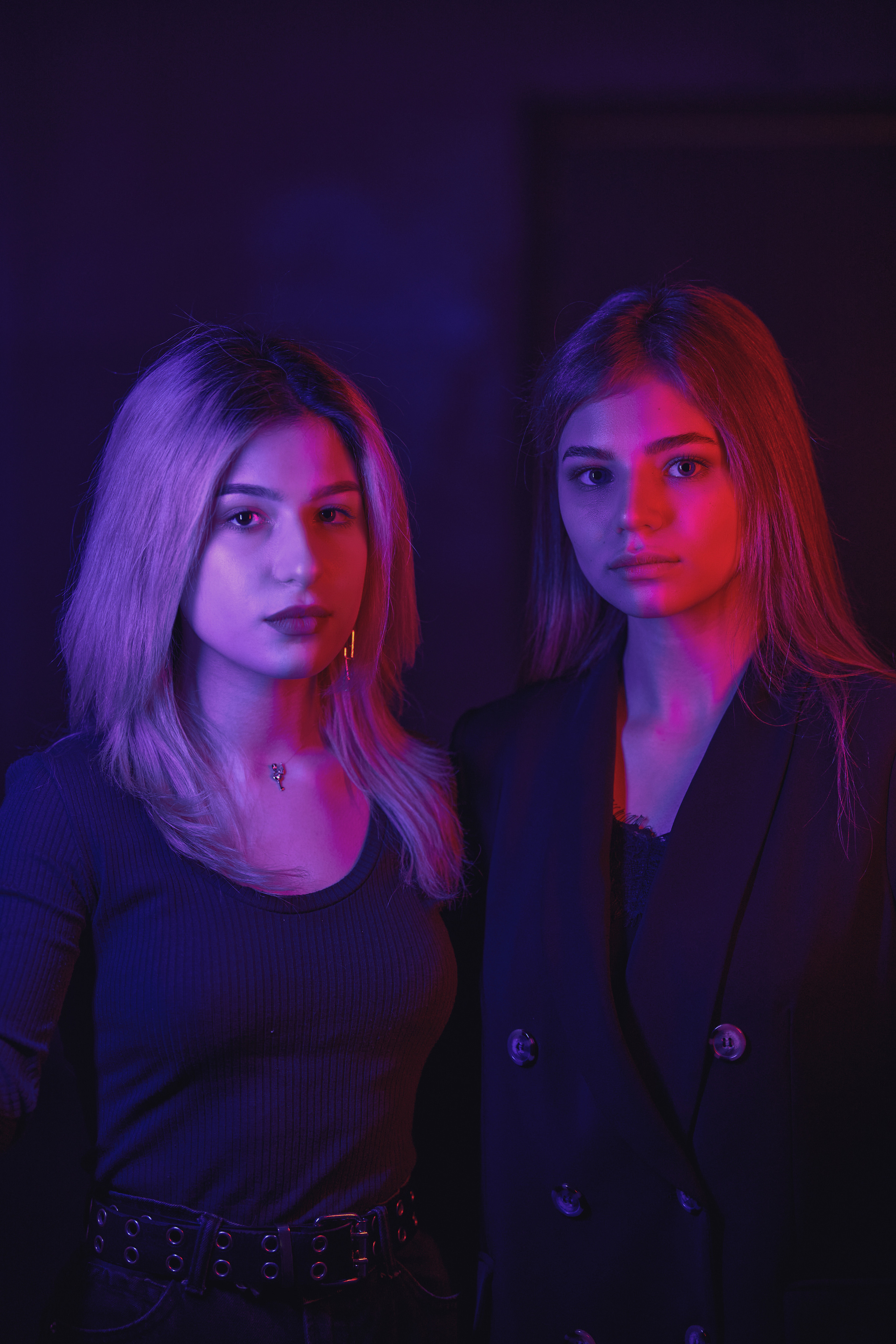 Выпускные альбомы|Компании|Креатив. Фото и видео съёмка в Магадане и области