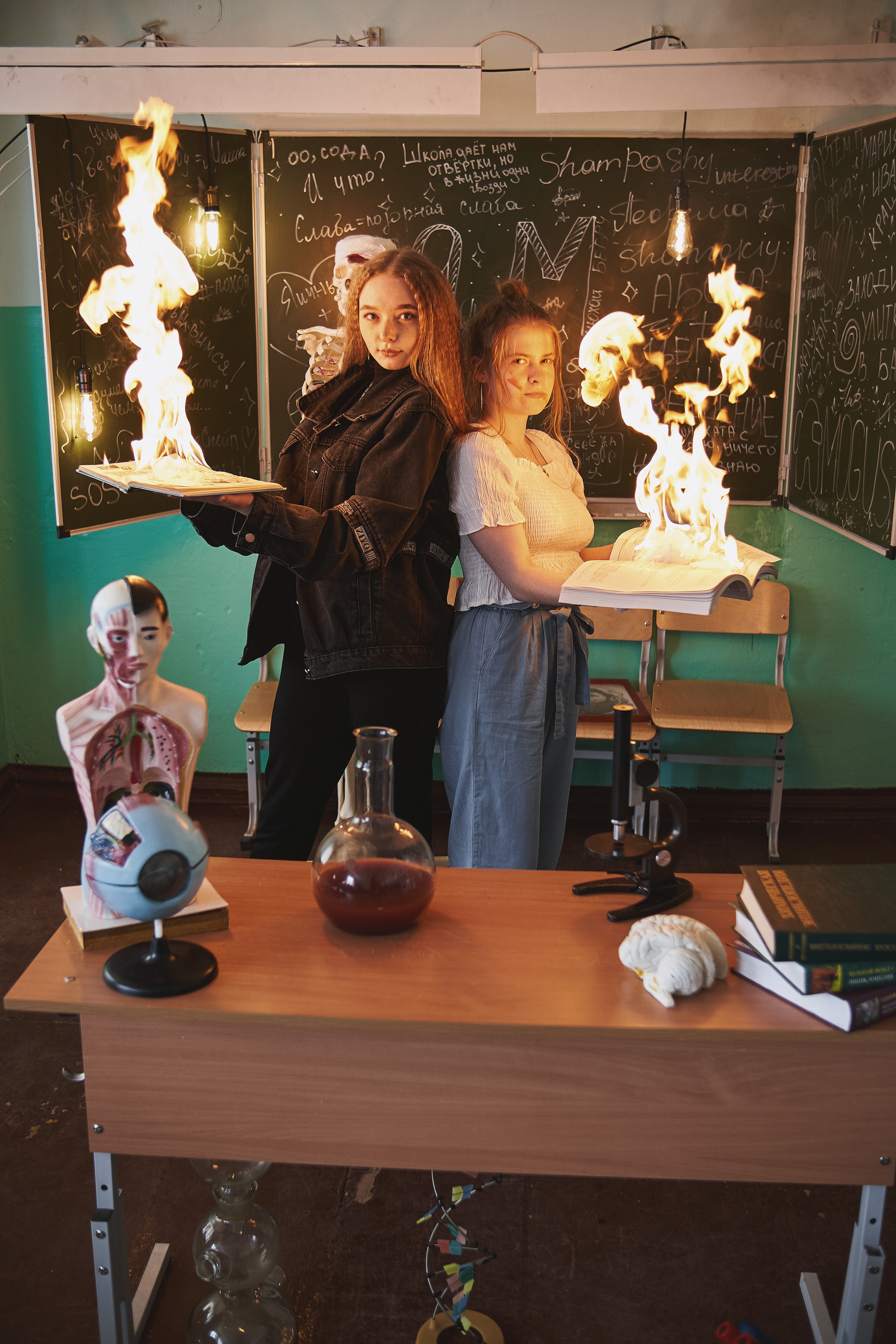 Выпускные альбомы|Компании|Креатив. Фото и видео съёмка в Магадане и области