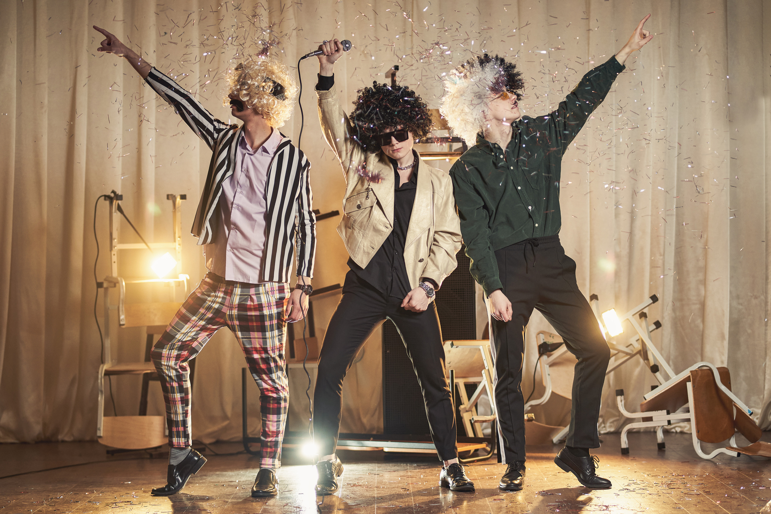 Выпускные альбомы|Компании|Креатив. Фото и видео съёмка в Магадане и области