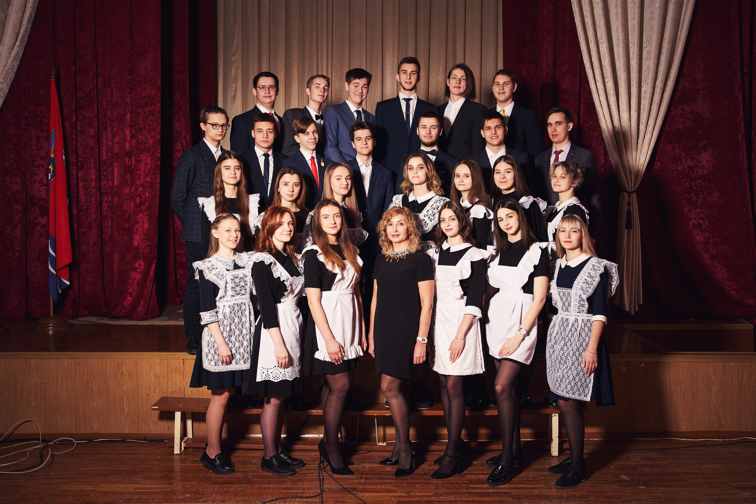 Выпускные альбомы|Групповые фото. Фото и видео съёмка в Магадане и области