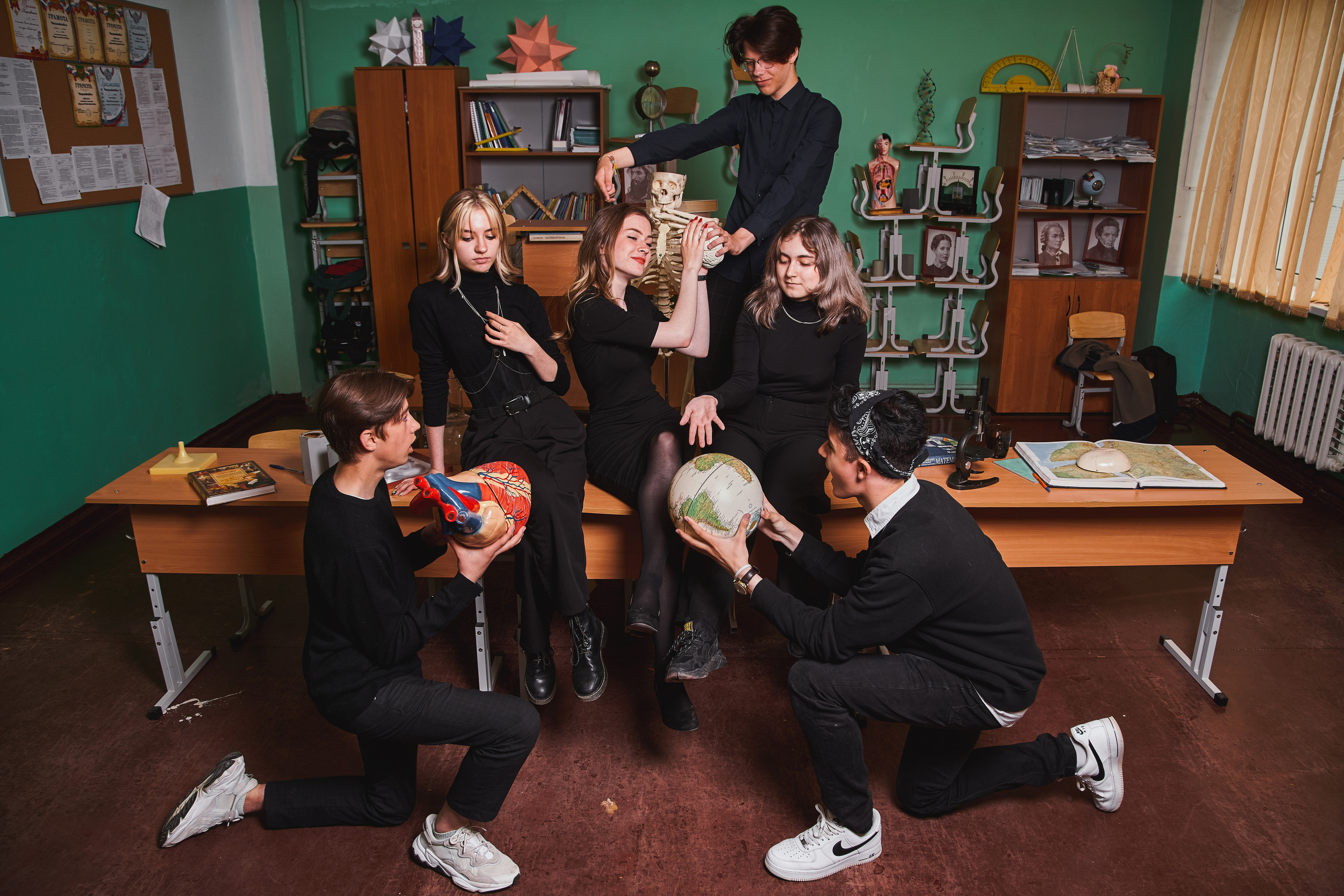 Выпускные альбомы|Компании|Креатив. Фото и видео съёмка в Магадане и области