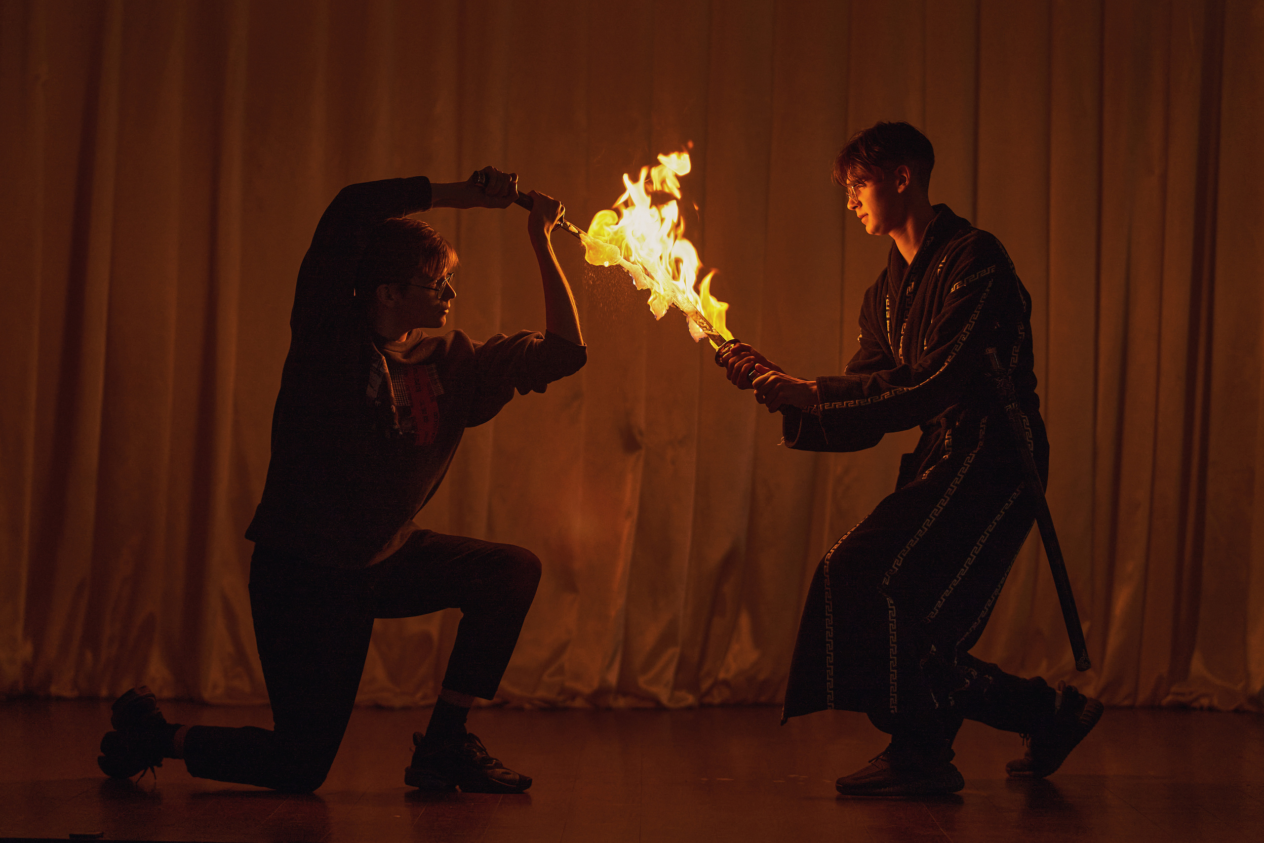 Выпускные альбомы|Компании|Креатив. Фото и видео съёмка в Магадане и области