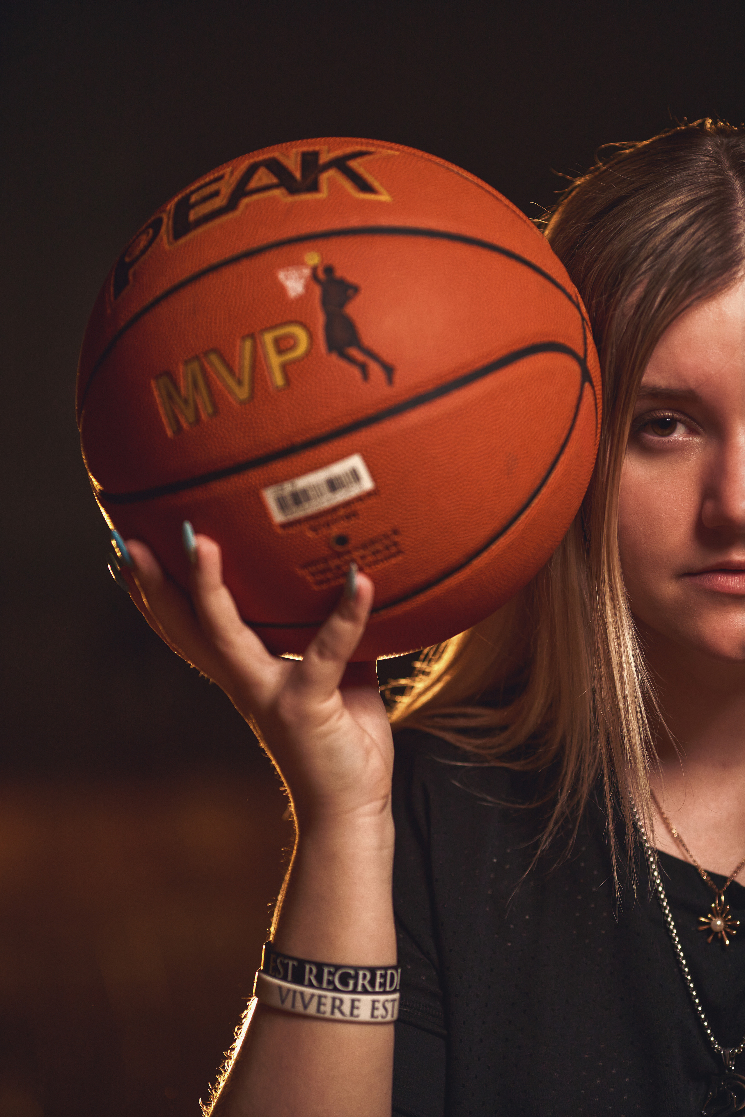 Выпускной альбом|Портреты|Креатив. Фото и видео съёмка в Магадане и области