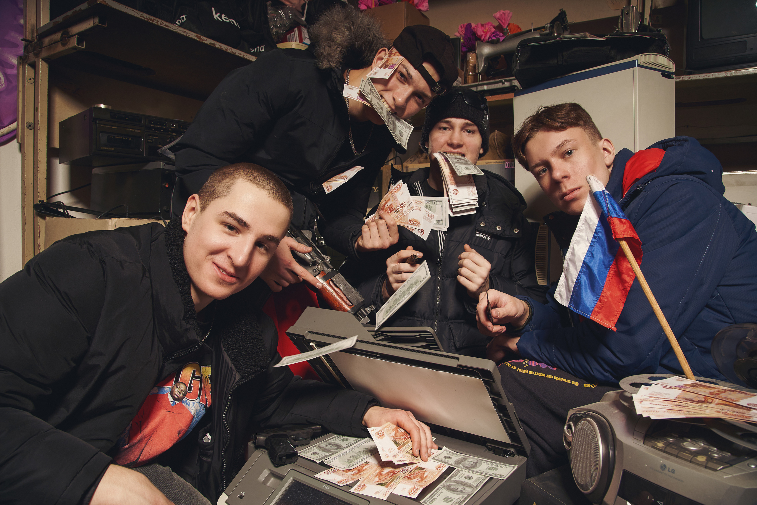 Выпускные альбомы|Компании|Креатив. Фото и видео съёмка в Магадане и области