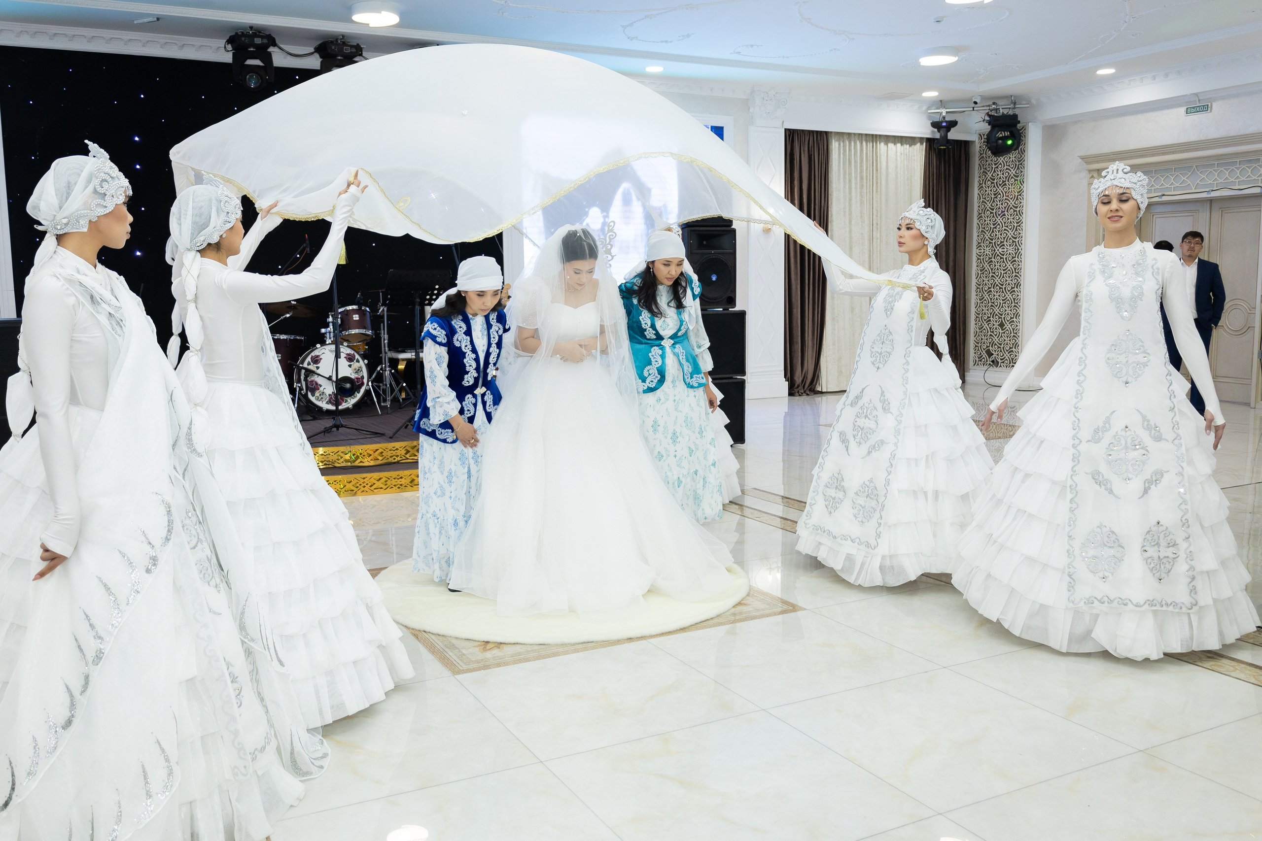 Свадебный банкет. Фото и видеосъемка в Алматы