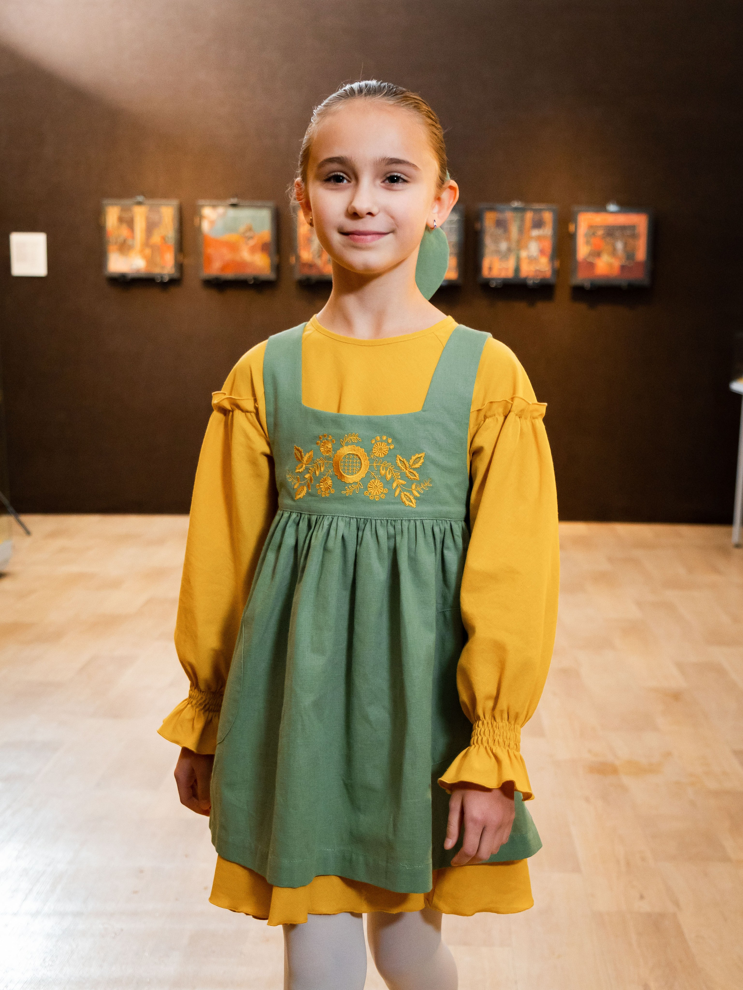 Показ одежды в рамках выставки «105. Лучшее». Фотограф Москва