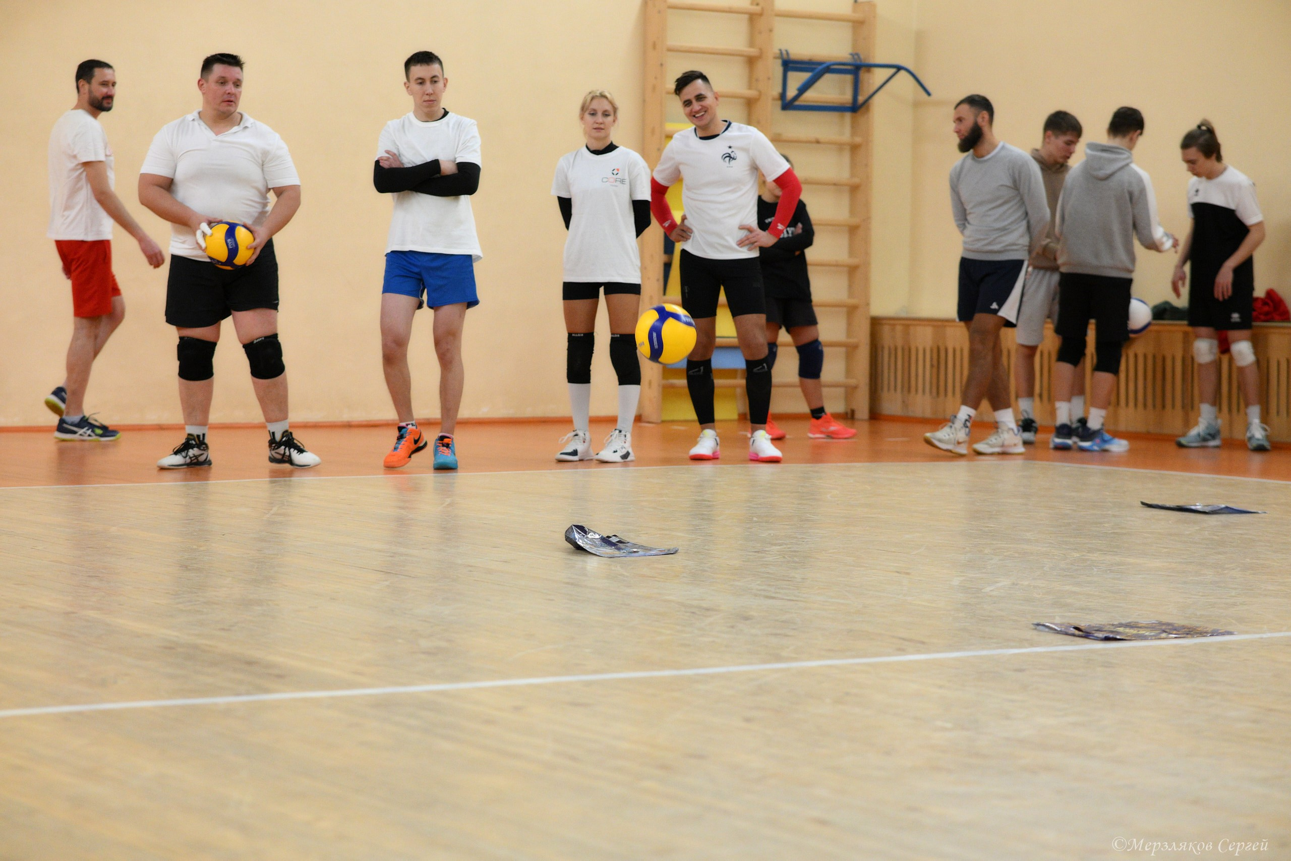 Новогодний турнир по волейболу. Ижевск. 15.12.2023. Спортивный репортажный фотограф в Ижевске Сергей Мерзляков