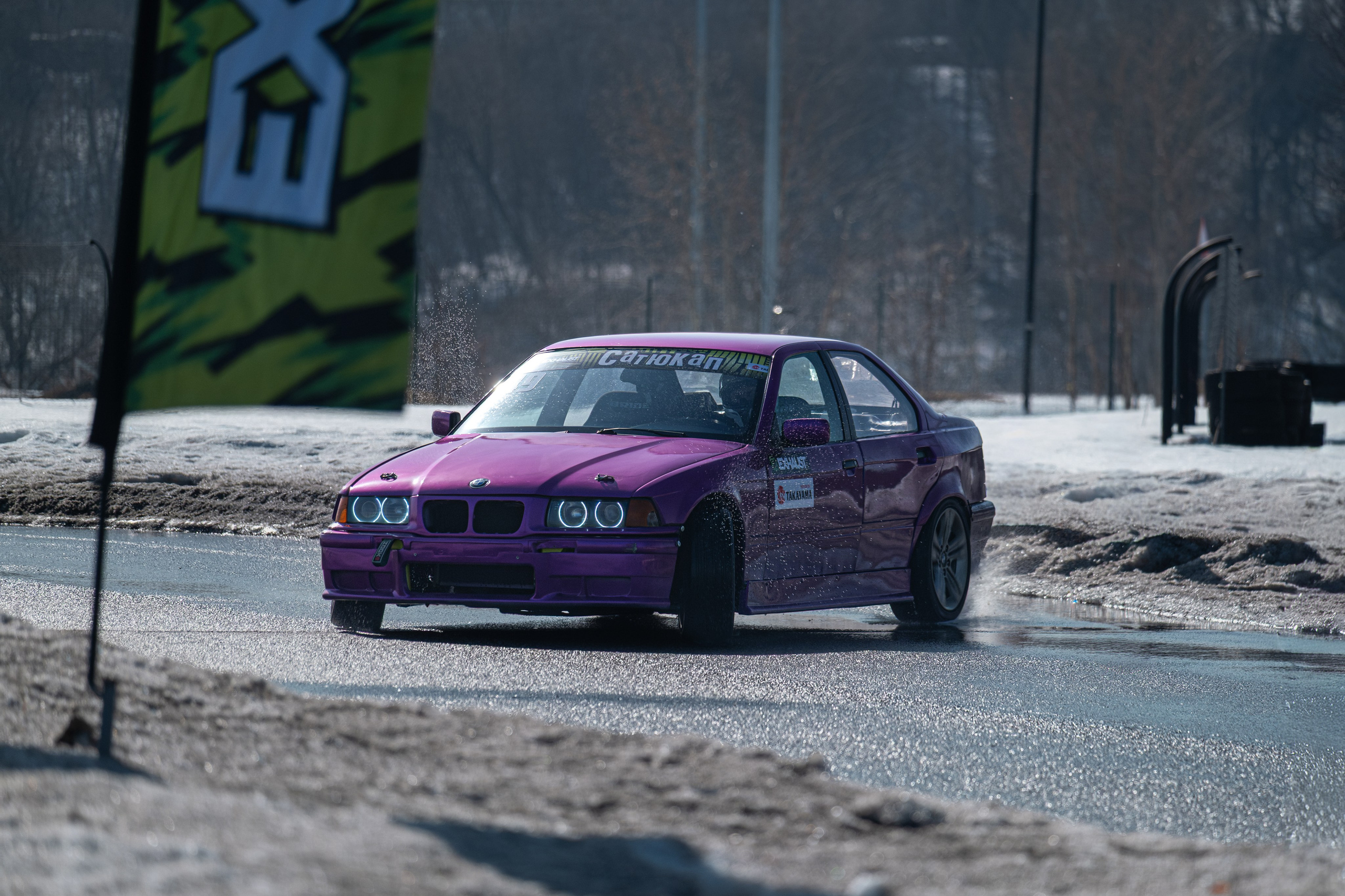 Спортивная автомобильная съемка. Malenkyia