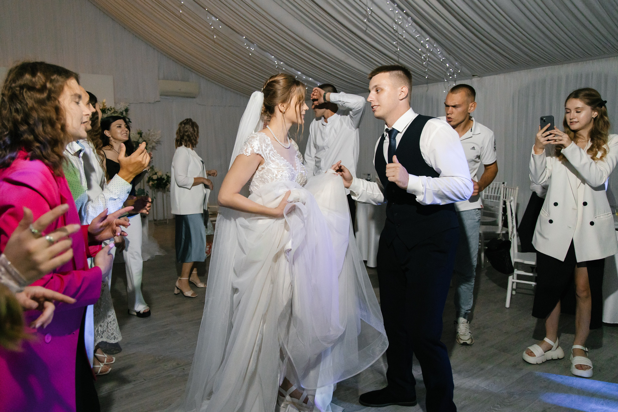 Ксения и Антон (полный день). Фотограф в Барнауле Юлия Садвокасова