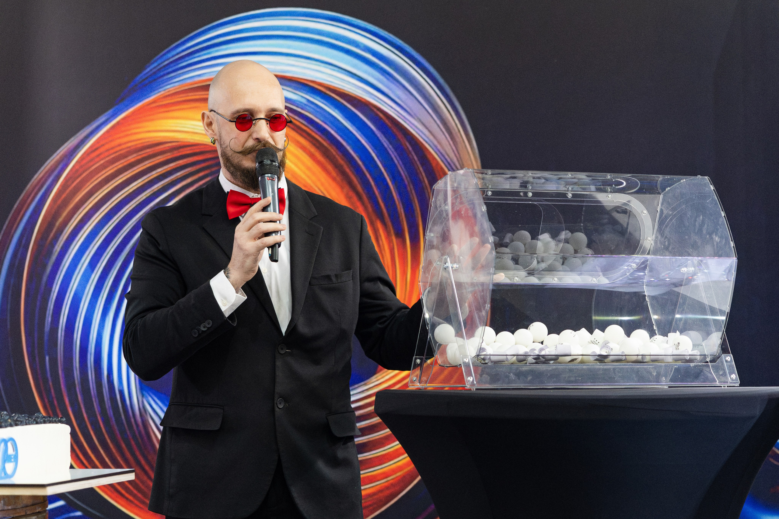 Data Summit 2025 (1). Свадебный репортажный фотограф в Москве