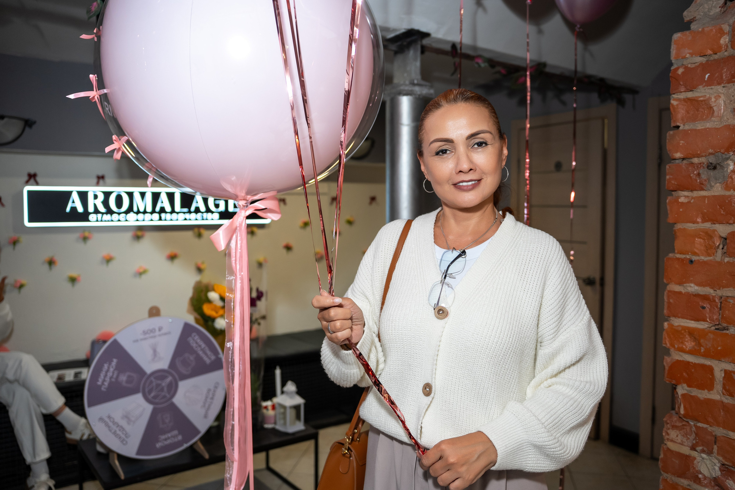 День рождения Aromalage — 5 лет вдохновения 🕯️. Мастер-классы AROMALAGE в Казани и Нижнем Новгороде для двоих, на девичник, в группе