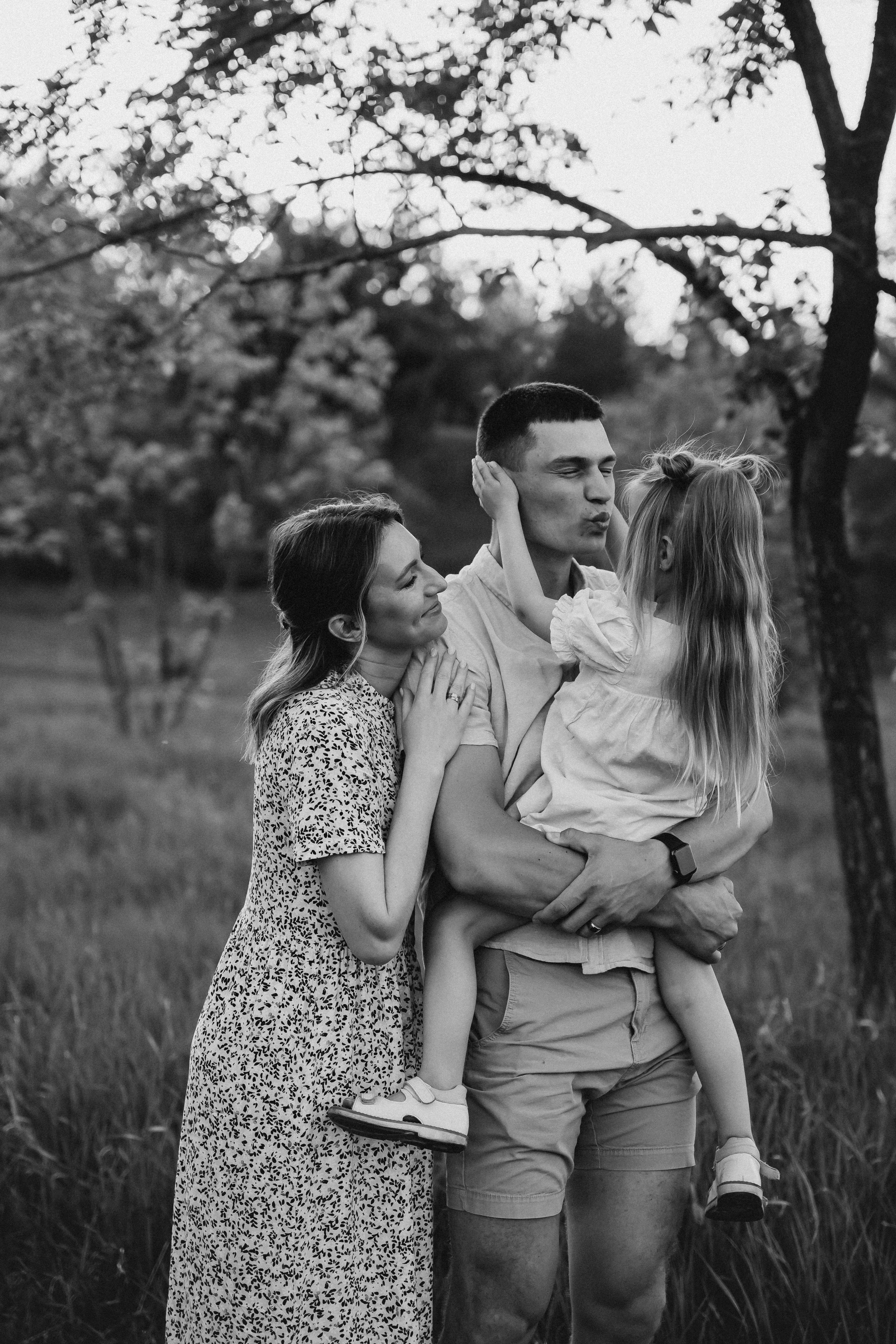 Андрей, Алина и Тая. Главная